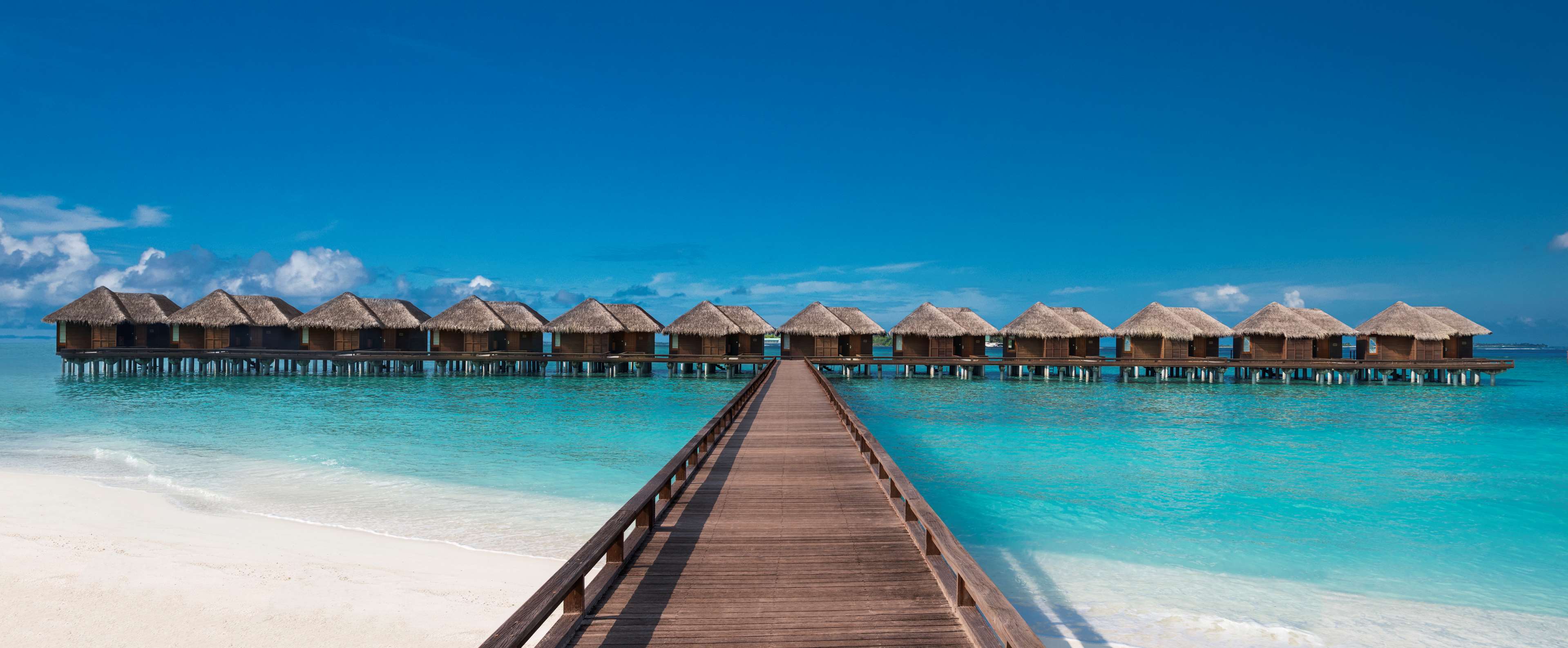 Sheraton Maldives Full Moon Resort & Spa