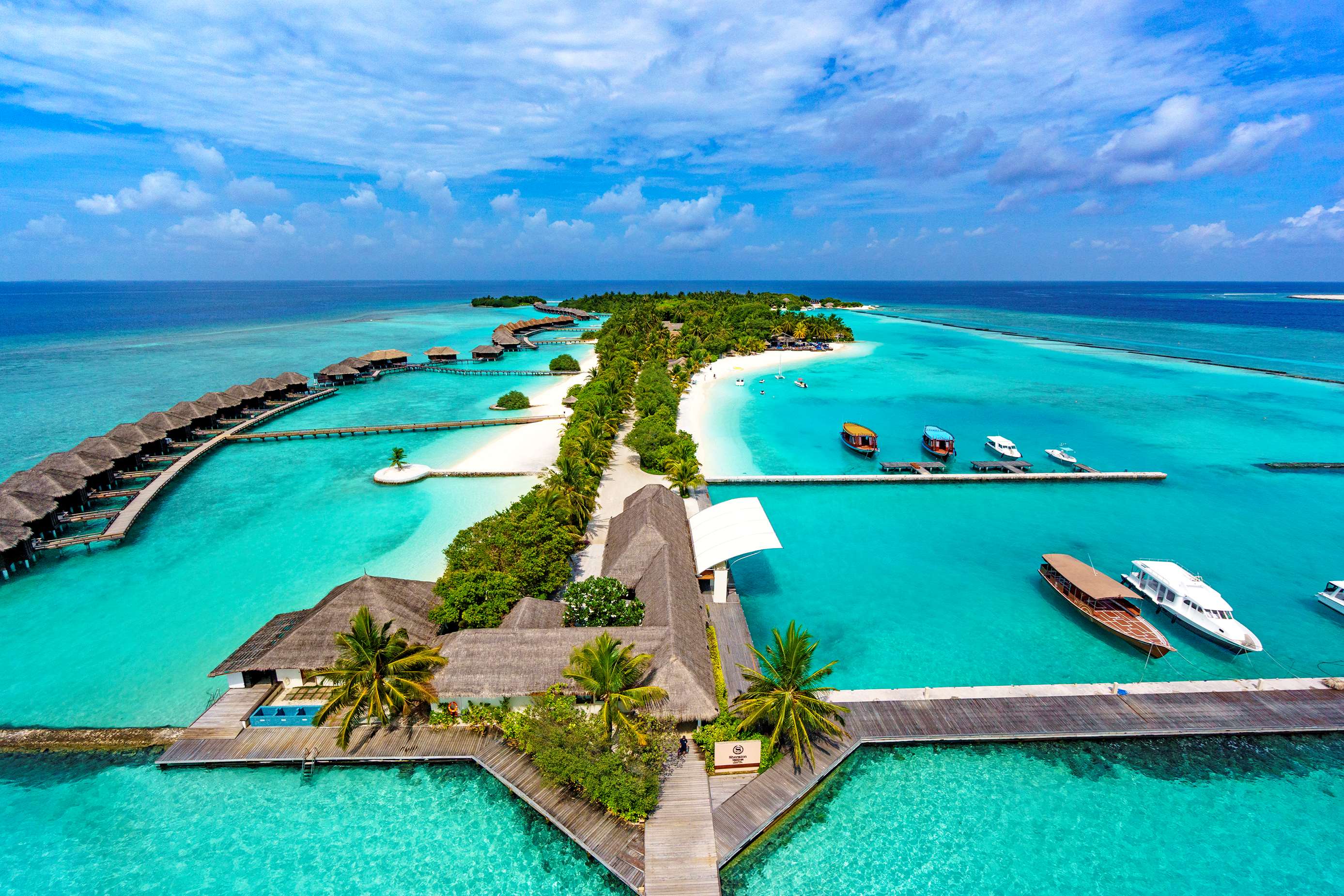 Sheraton Maldives Full Moon Resort & Spa