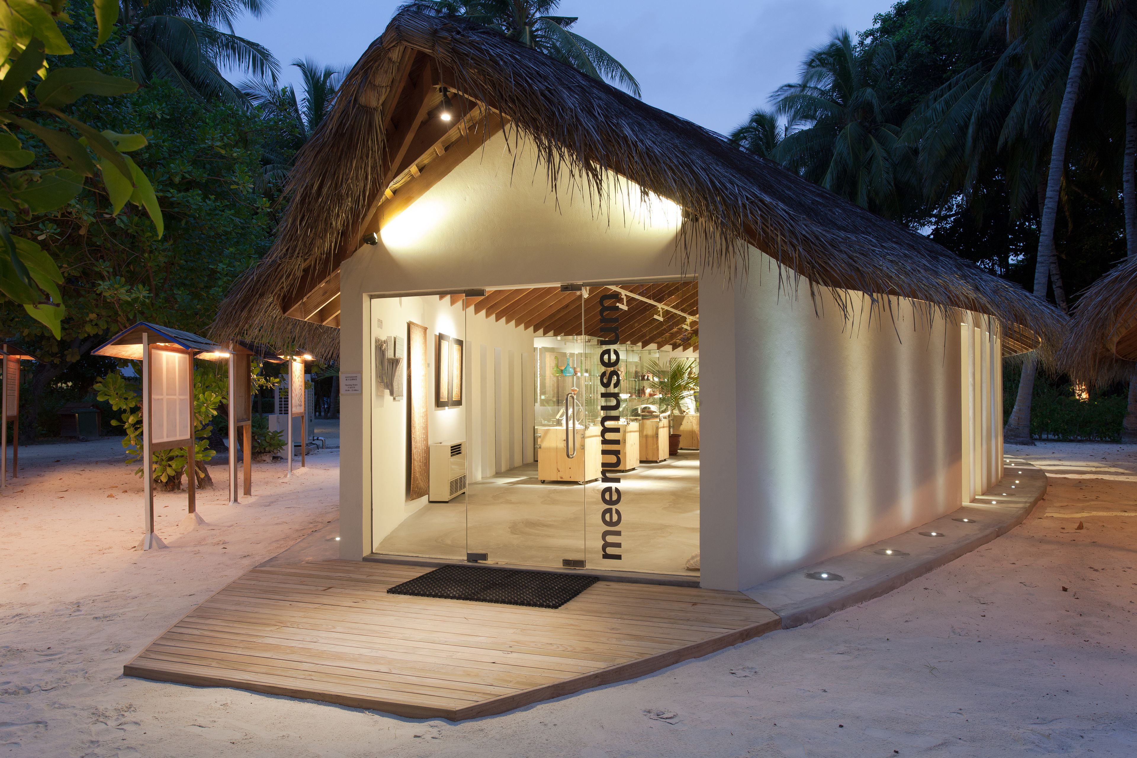 Meeru Maldives Resort Island