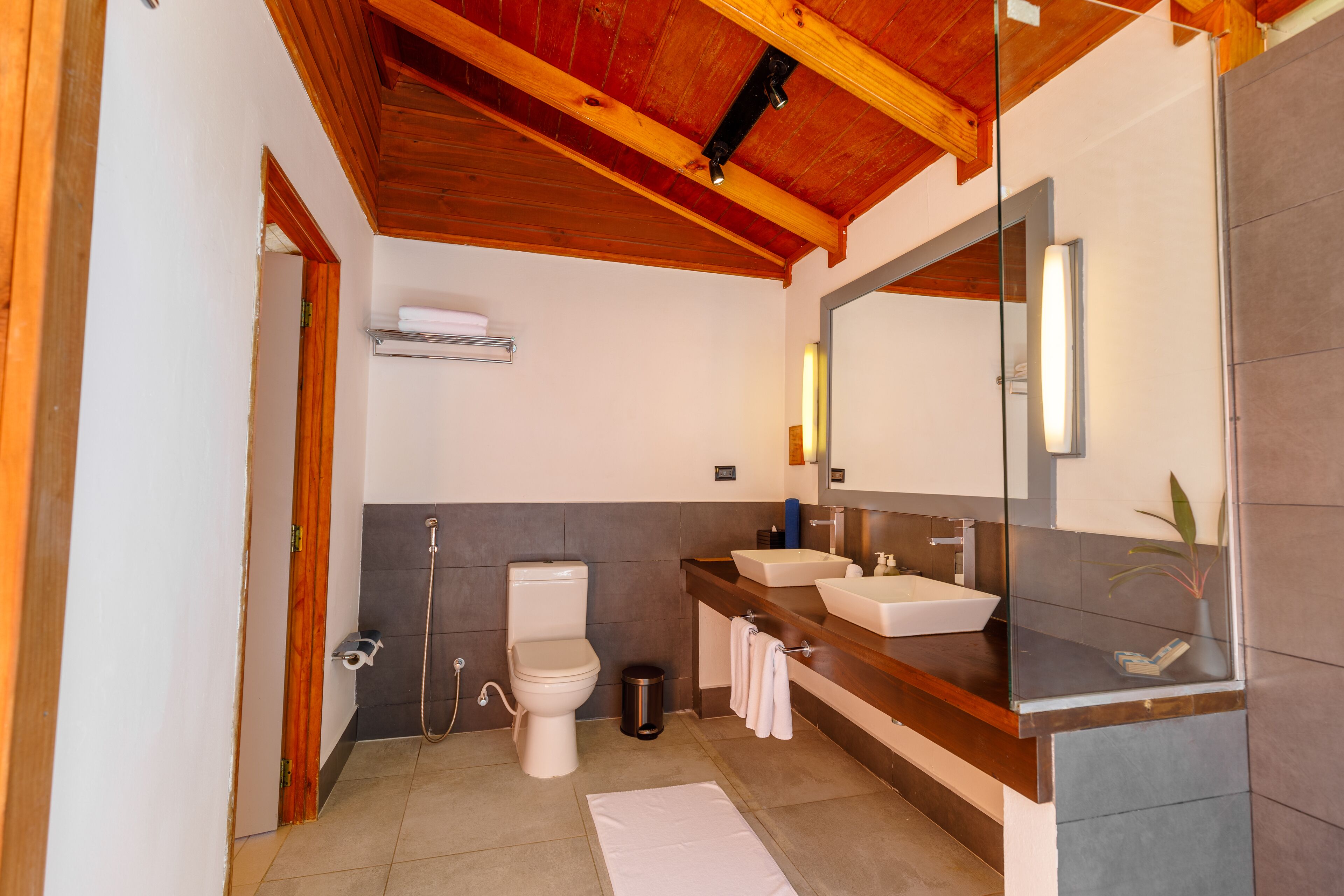 Meeru Maldives Resort Island