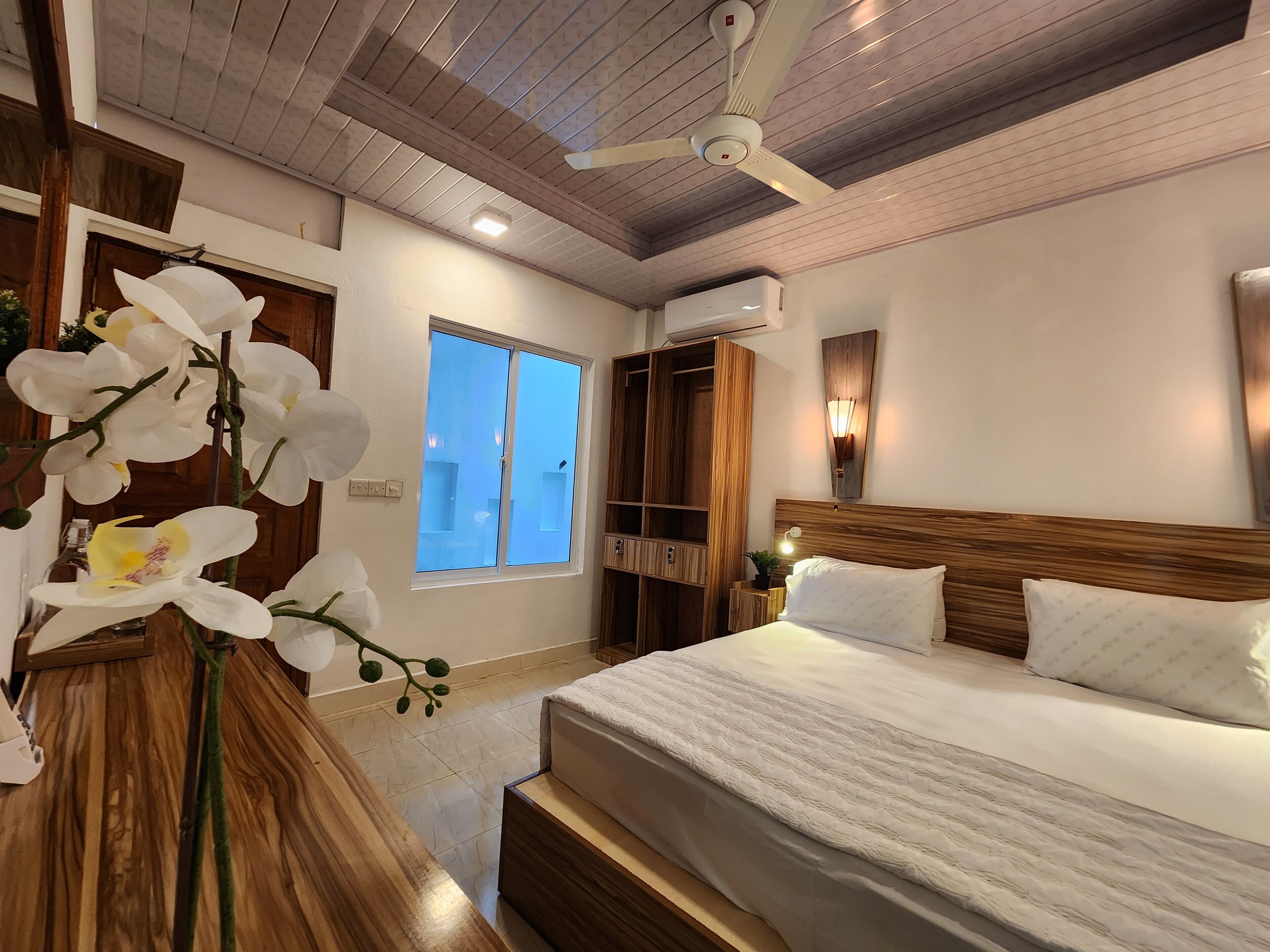 Batuta Maldives Fourson