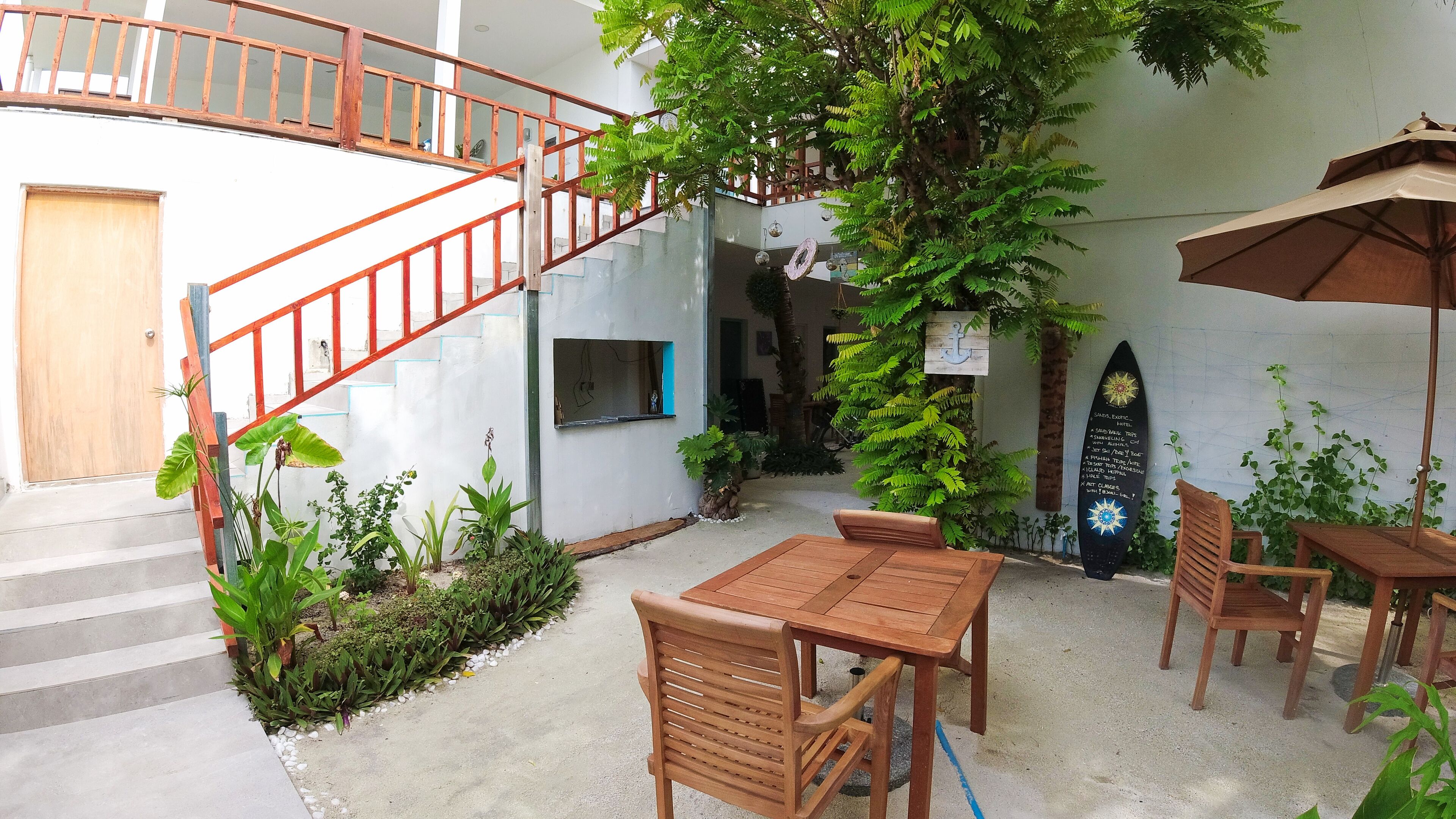 Sands Exotic Hotel