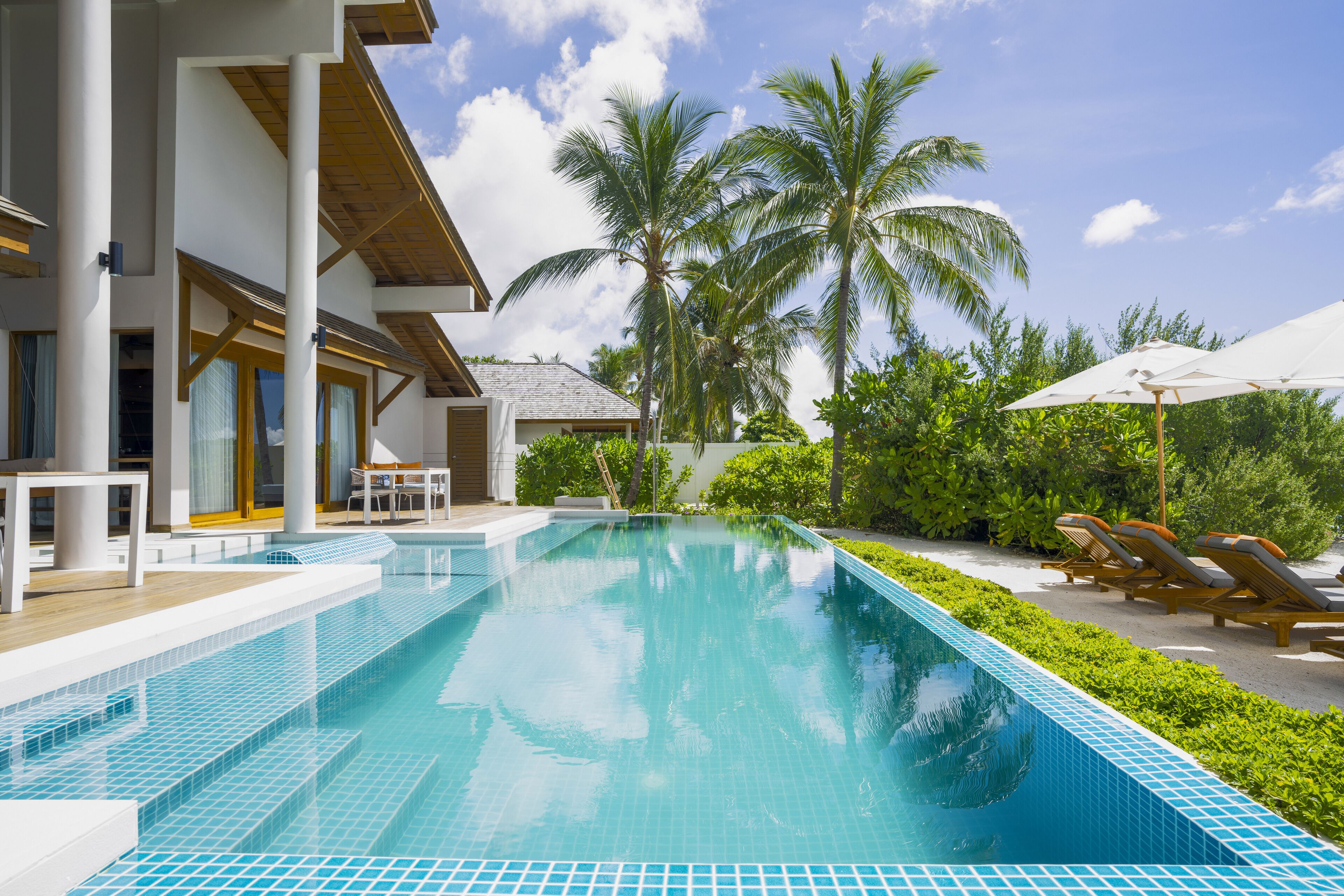 Emerald Faarufushi Resort & Spa