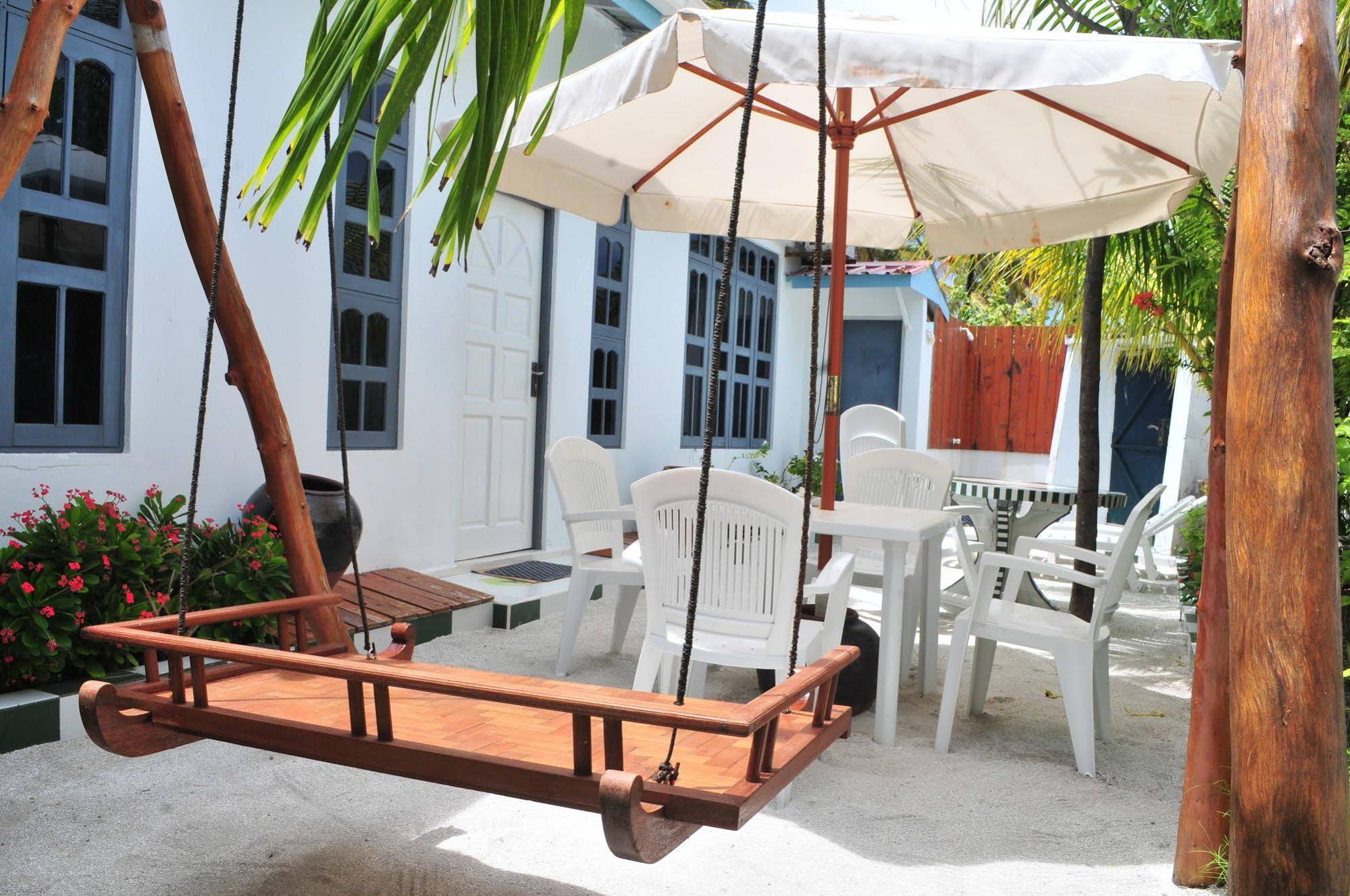 Ungoofaaru Inn