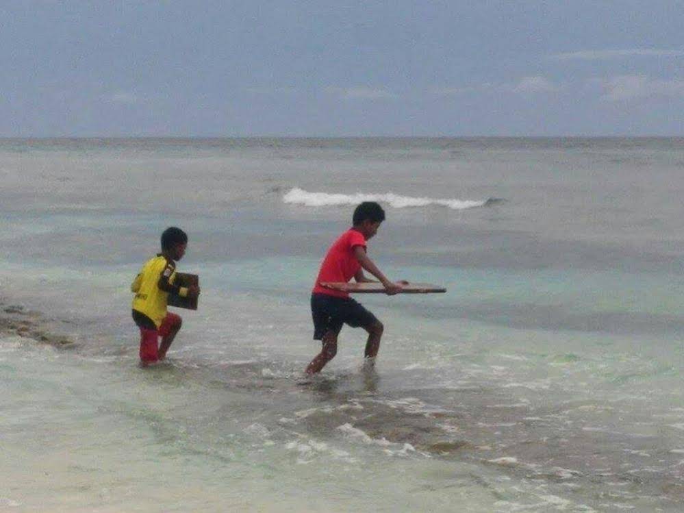 Ungoofaaru Inn