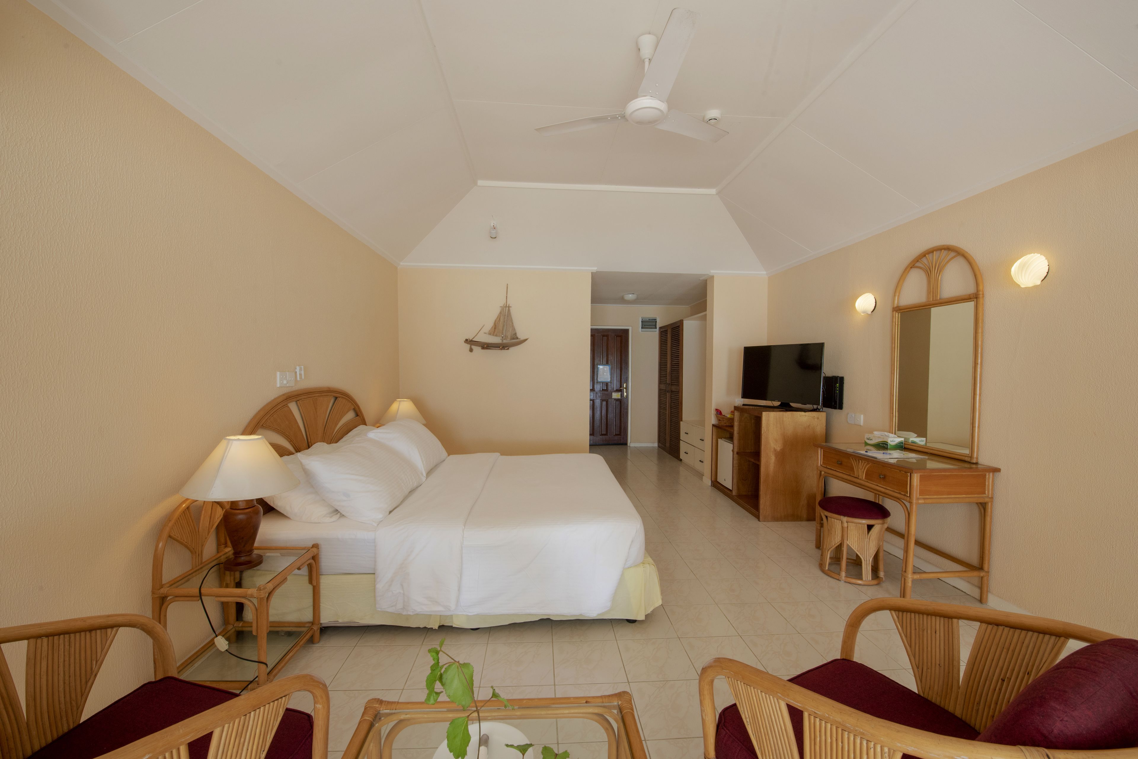 Villa Haven Resort Maldives