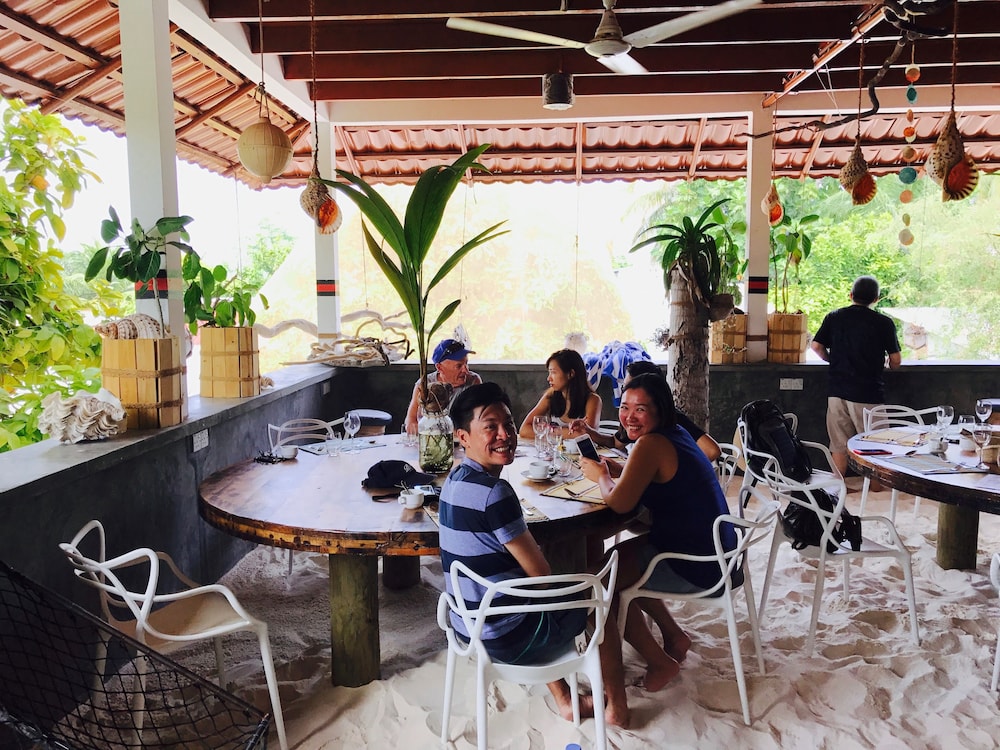 Noovilu Suites
