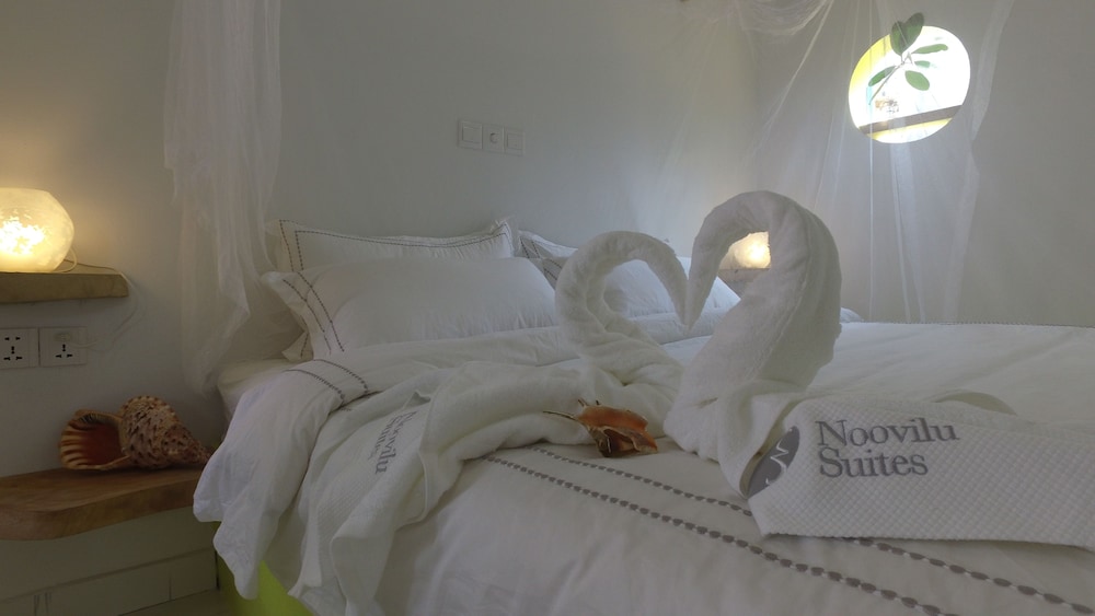 Noovilu Suites