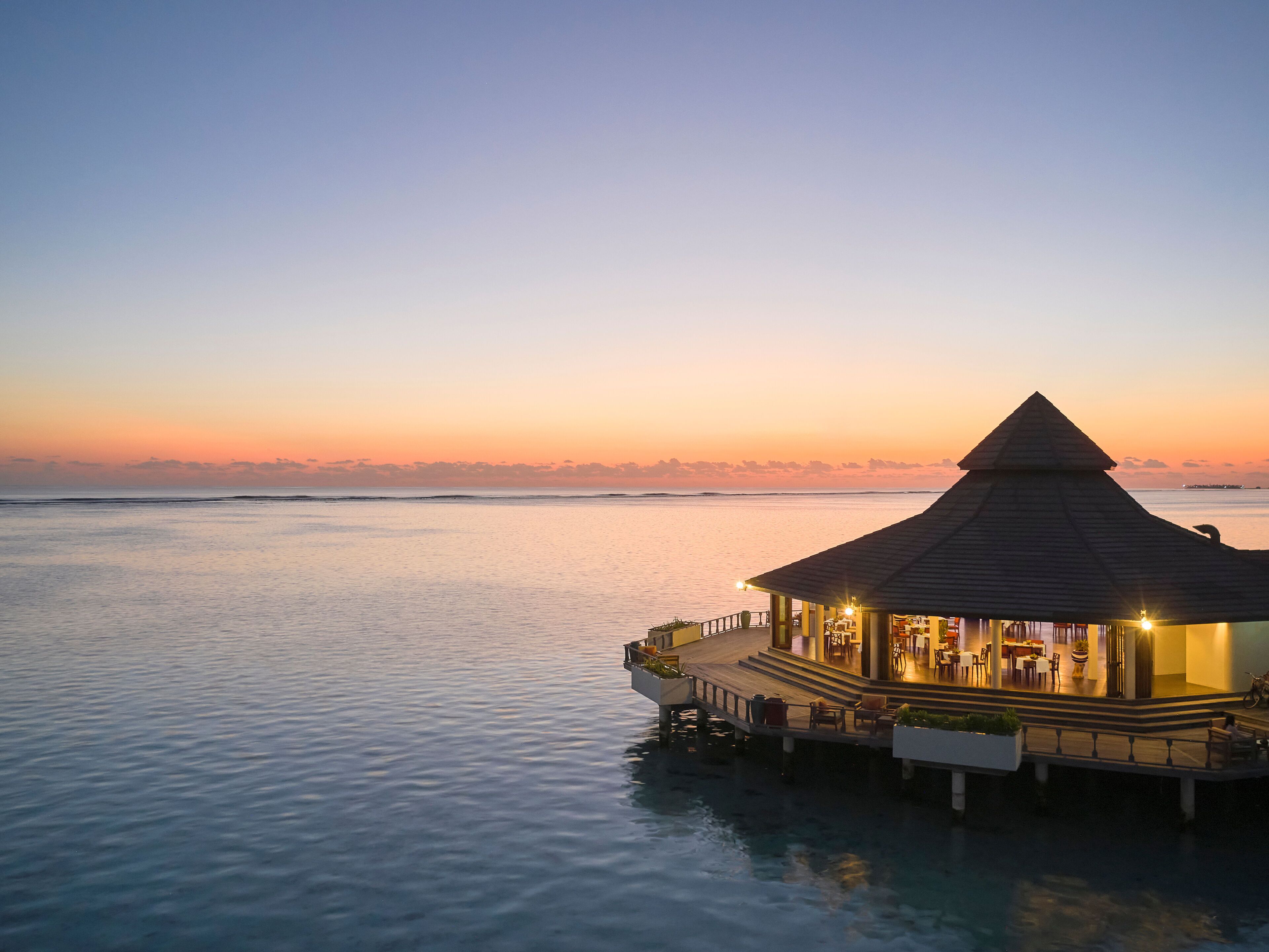 Villa Park Sun Island