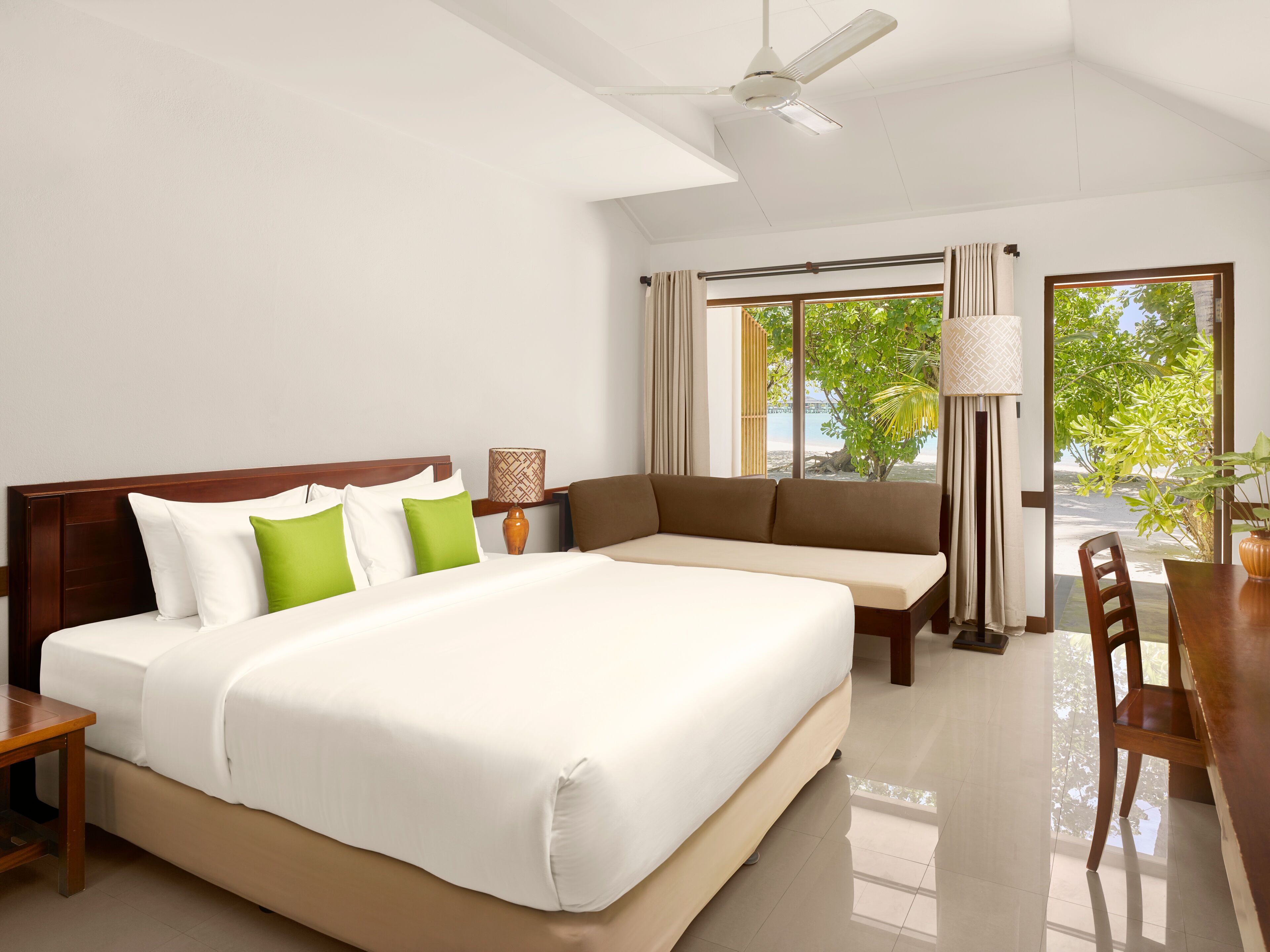 Villa Park Sun Island