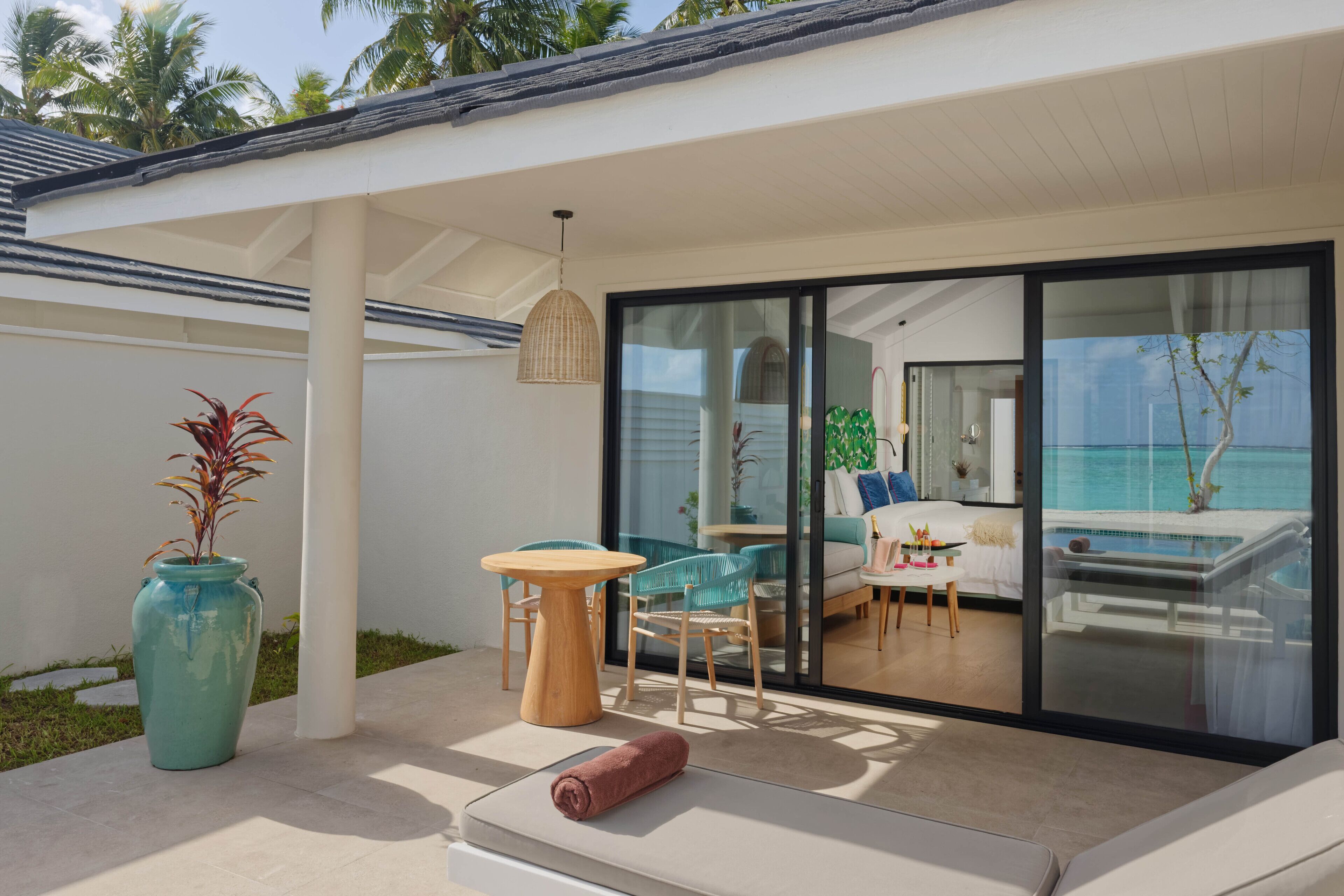 Villa Park Sun Island