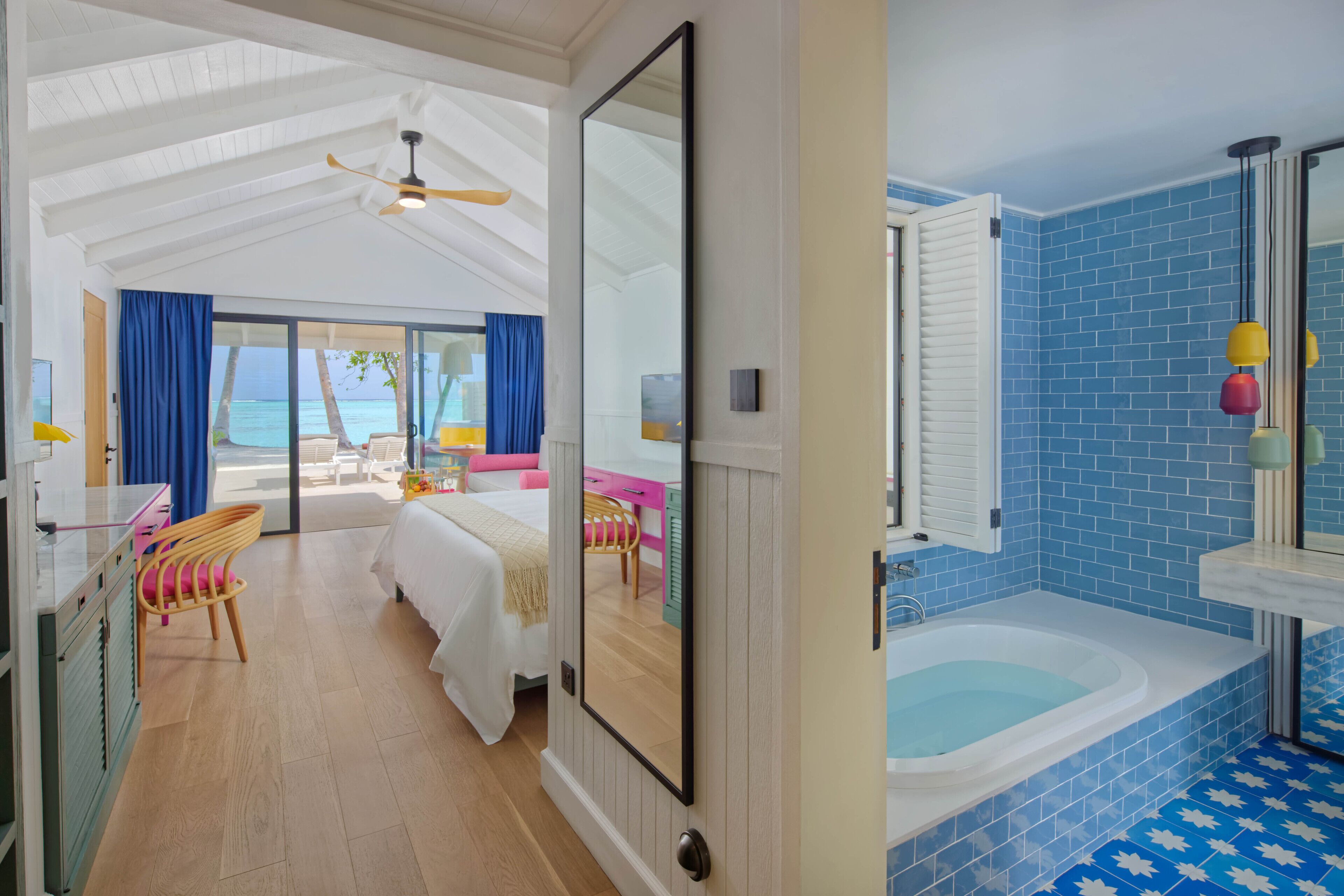 Villa Park Sun Island