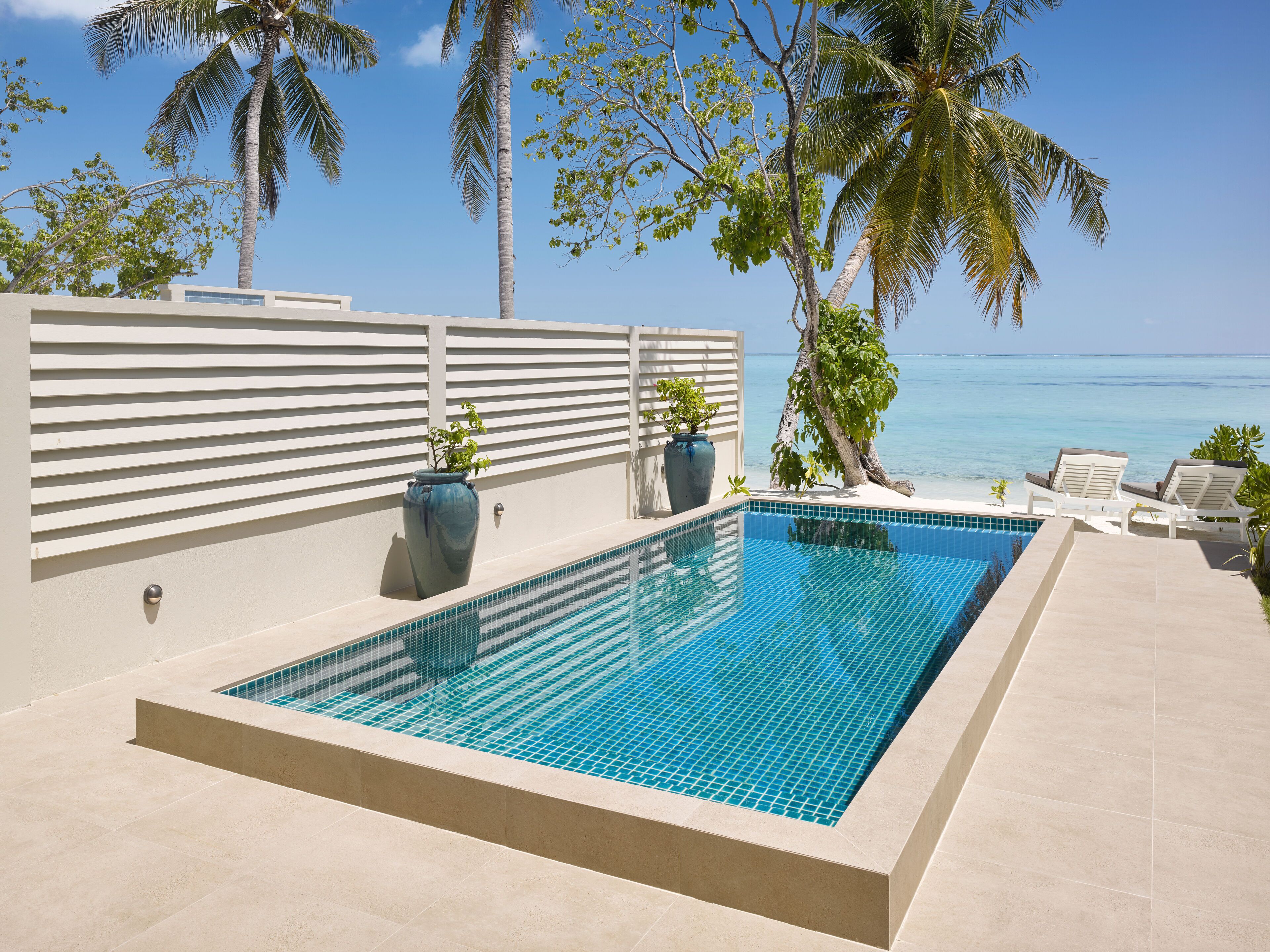 Villa Park Sun Island