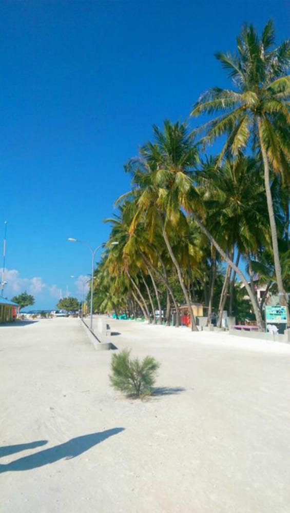 Alaka at Maafushi