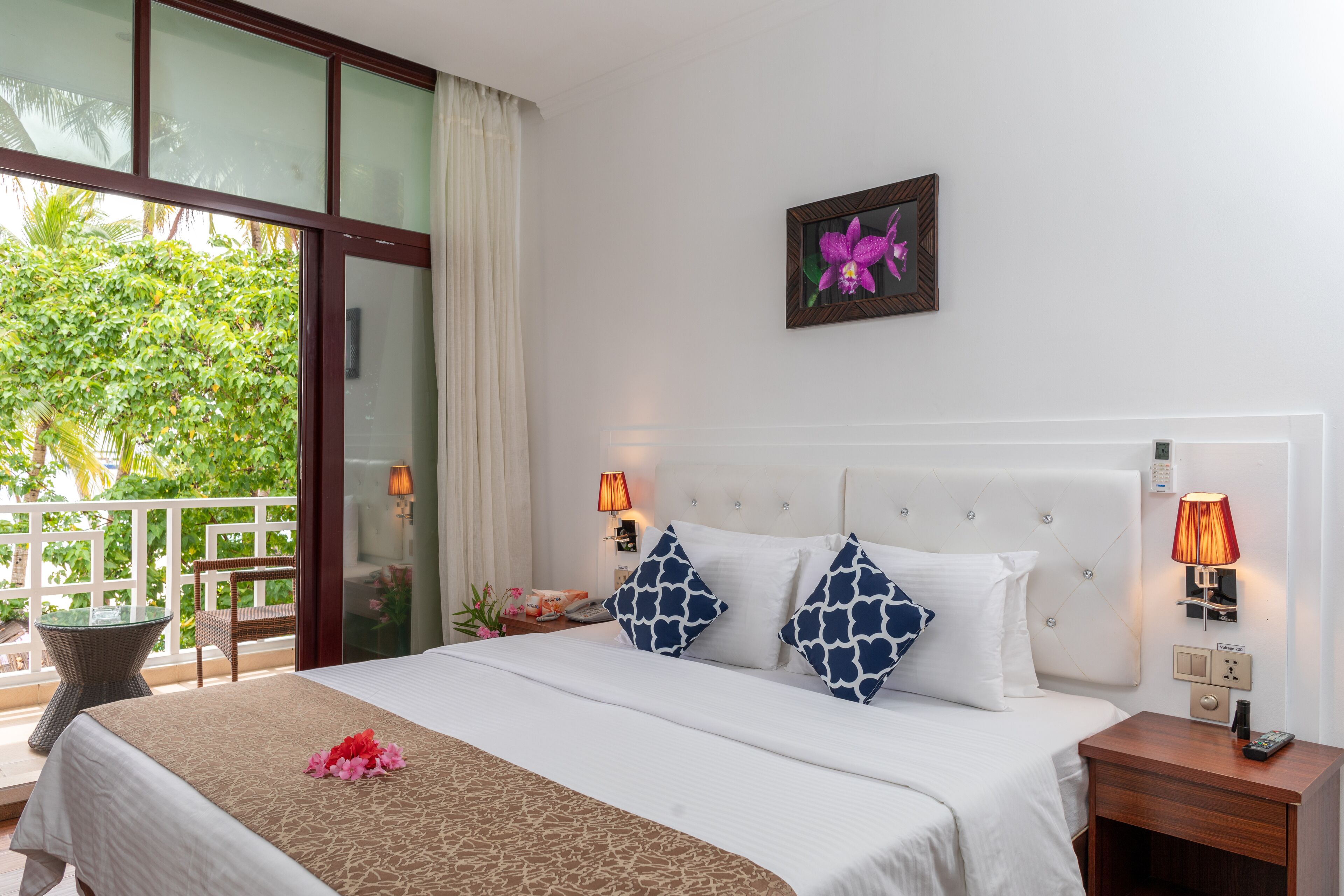 Crystal Sands Villa