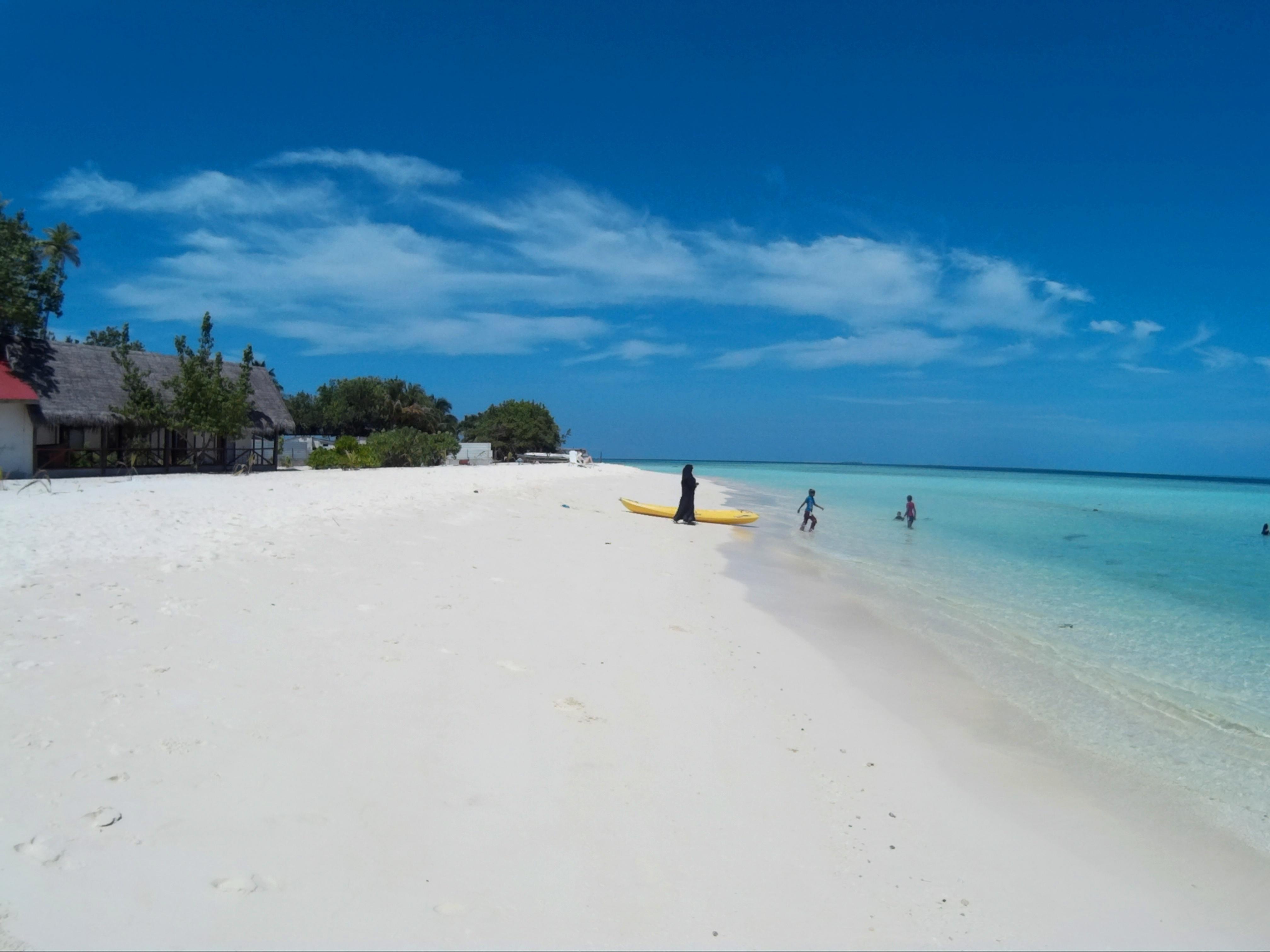 Equator Beach Inn