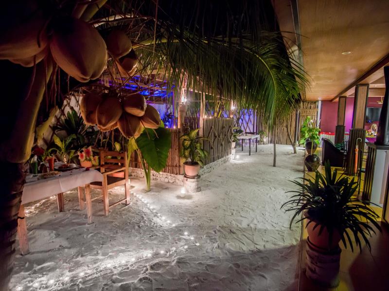 Equator Beach Inn