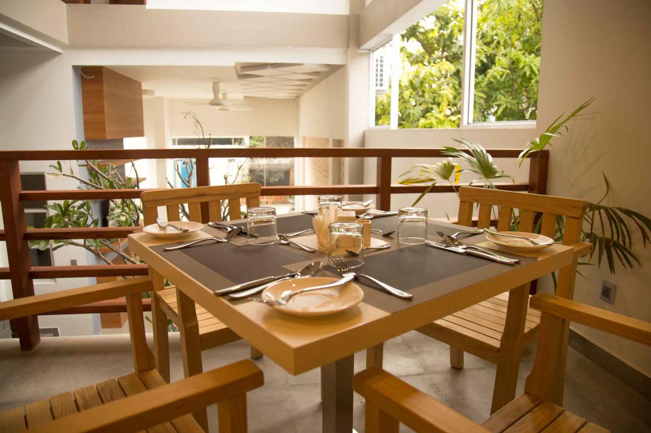Kuredhi Beach Inn