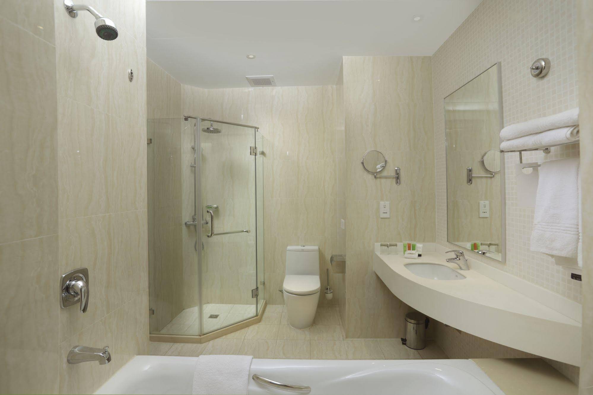 President Hotel at Umodzi Park