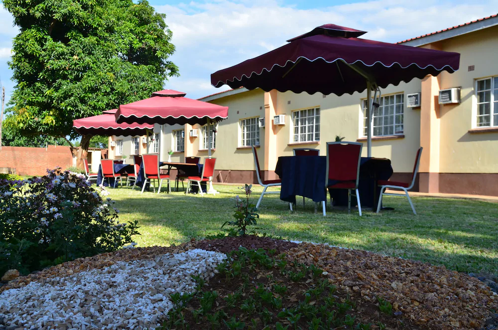 Riverside Hotel