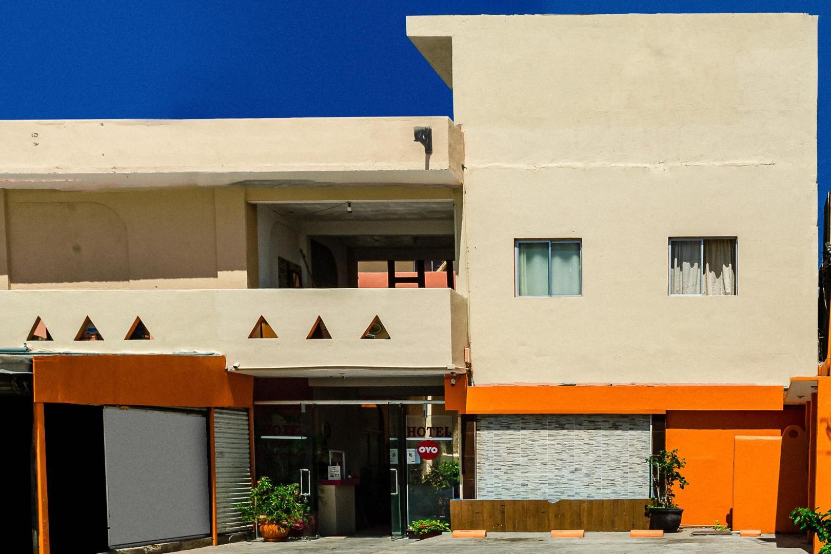 Hotel Cabo Del Sur by OYO Rooms