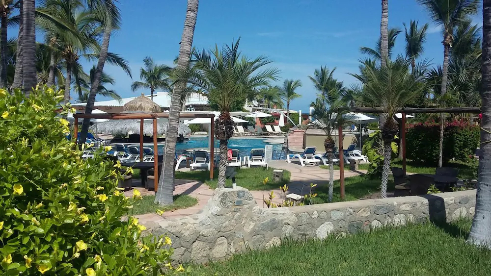 Buena Vista Oceanfront & Hot Springs Resort
