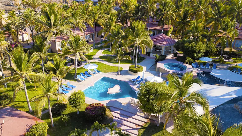 Buena Vista Oceanfront & Hot Springs Resort