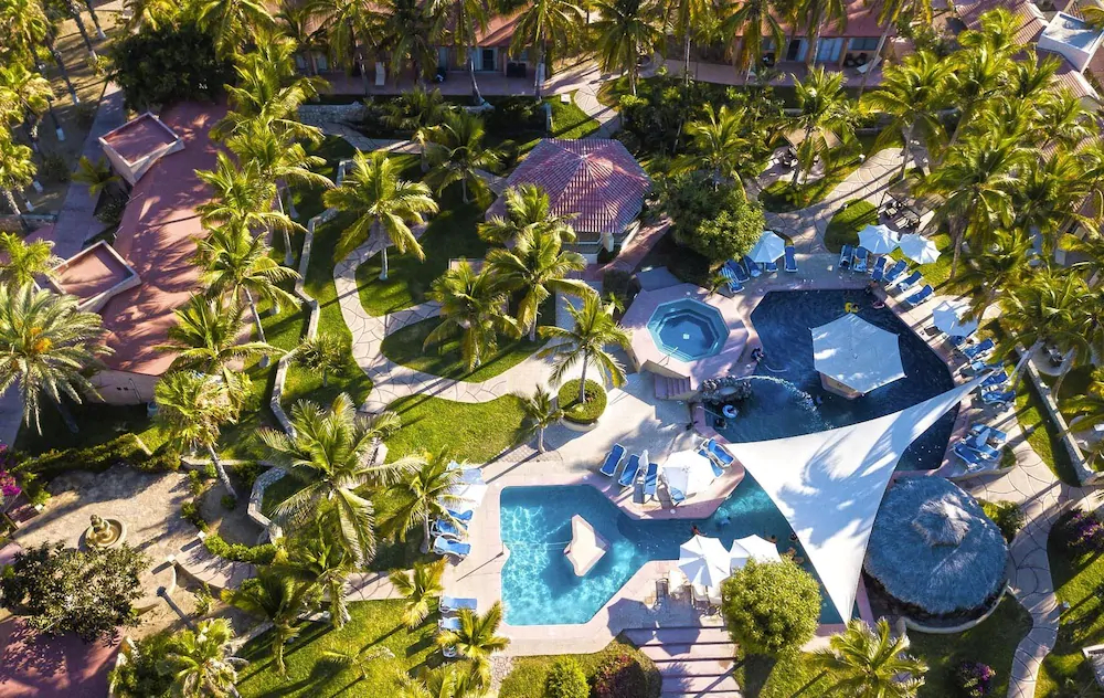 Buena Vista Oceanfront & Hot Springs Resort