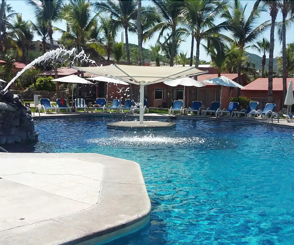 Buena Vista Oceanfront & Hot Springs Resort