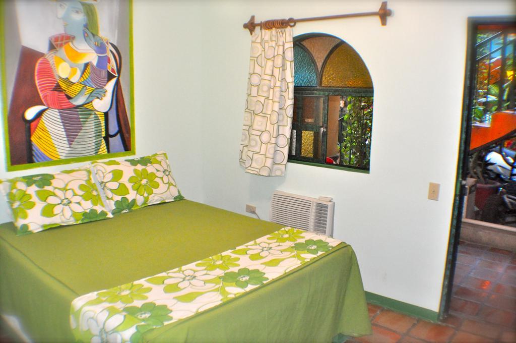 Cabo Inn Hotel