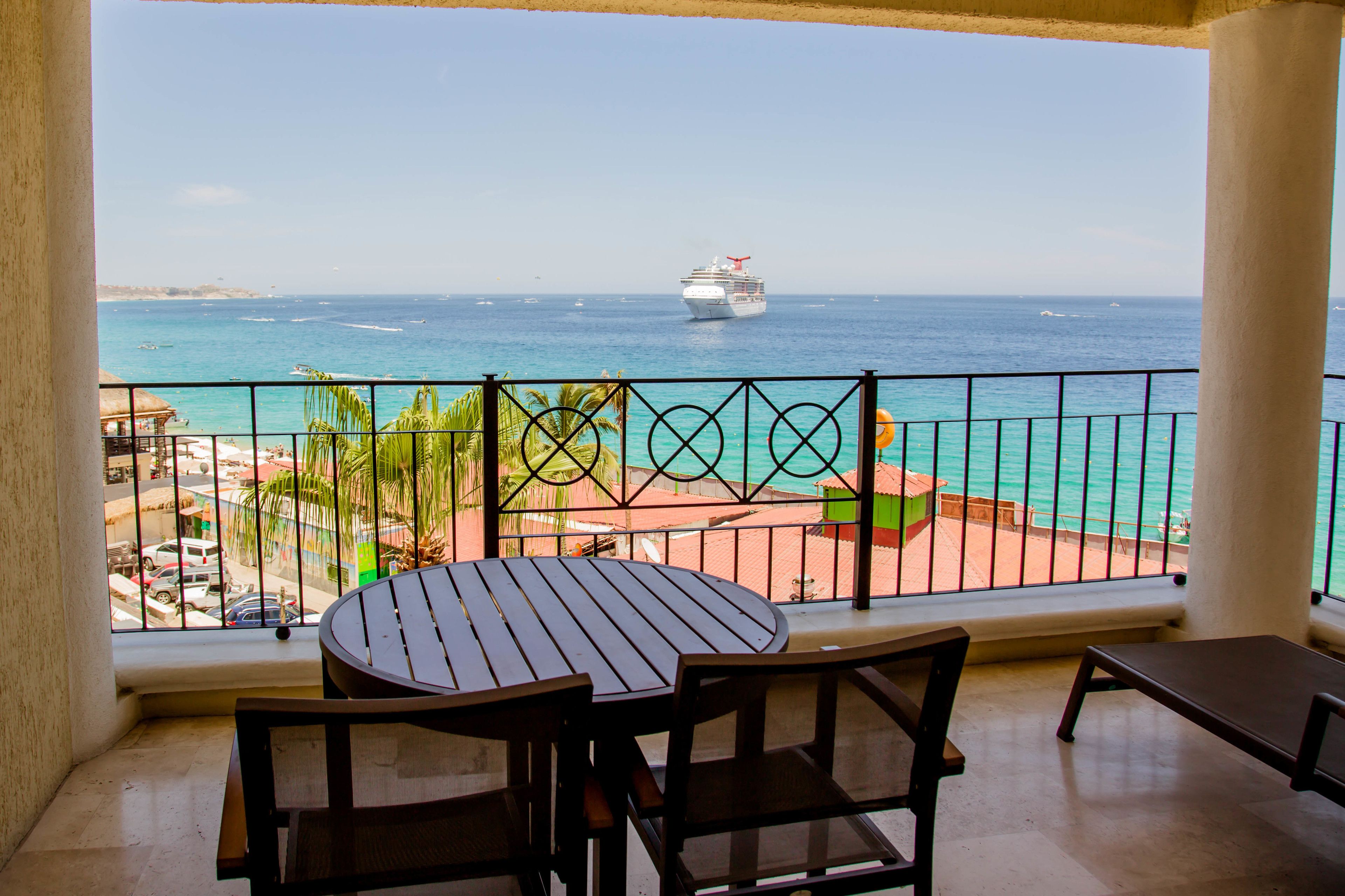 Casa Dorada Los Cabos Resort & Spa