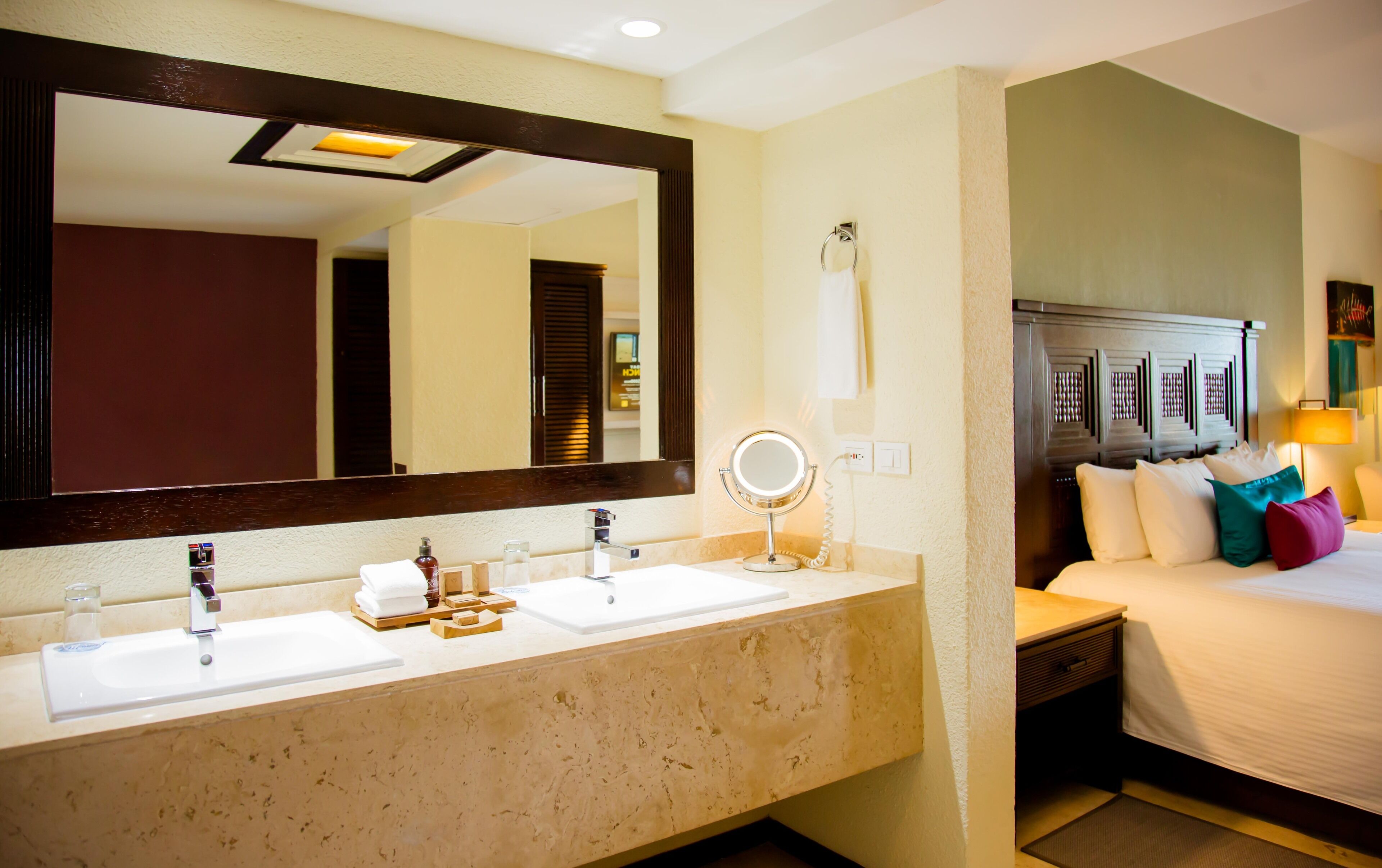 Casa Dorada Los Cabos Resort & Spa