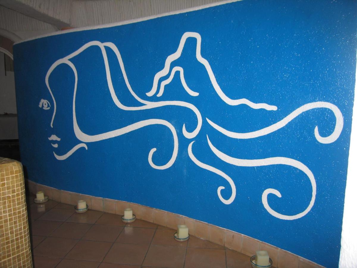 Club Cascadas de Baja