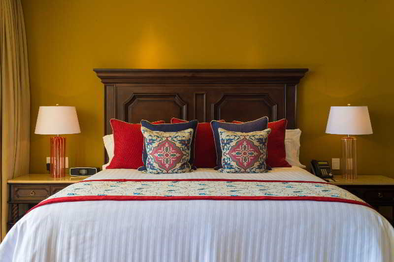 Grand Solmar Land's End Resort & Spa