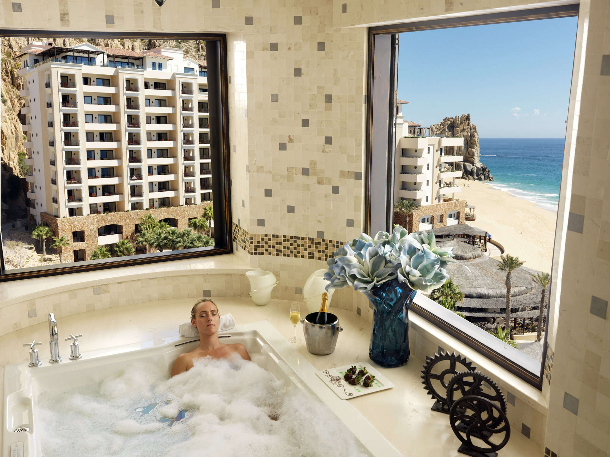 Grand Solmar Land's End Resort & Spa