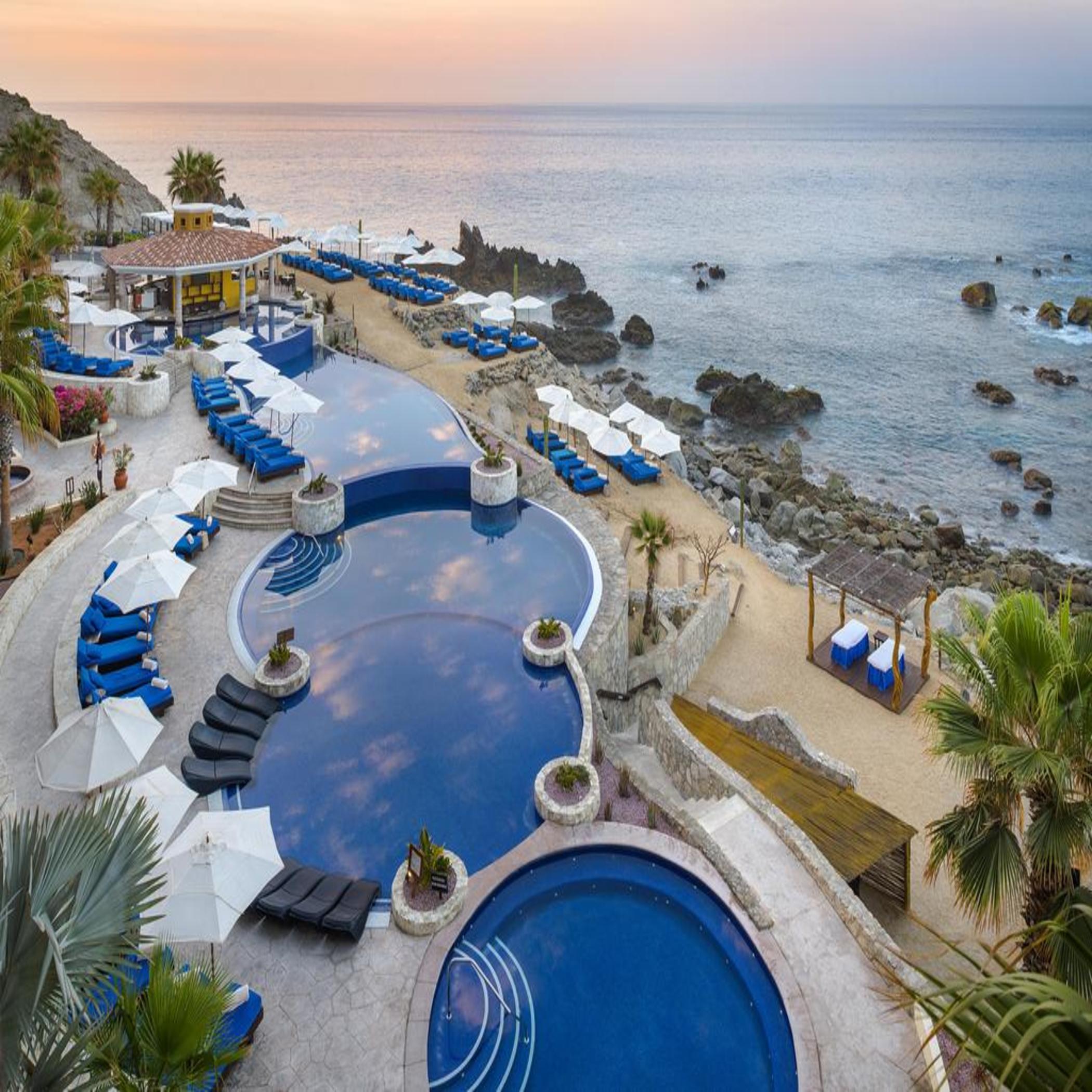 Hacienda Encantada Resort & Residences