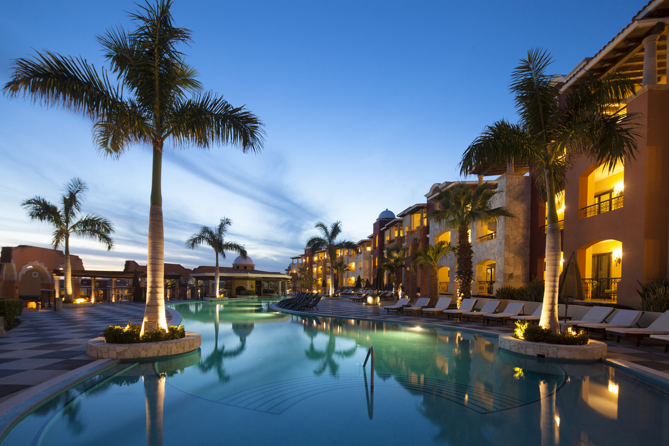 Hacienda Encantada Resort & Residences