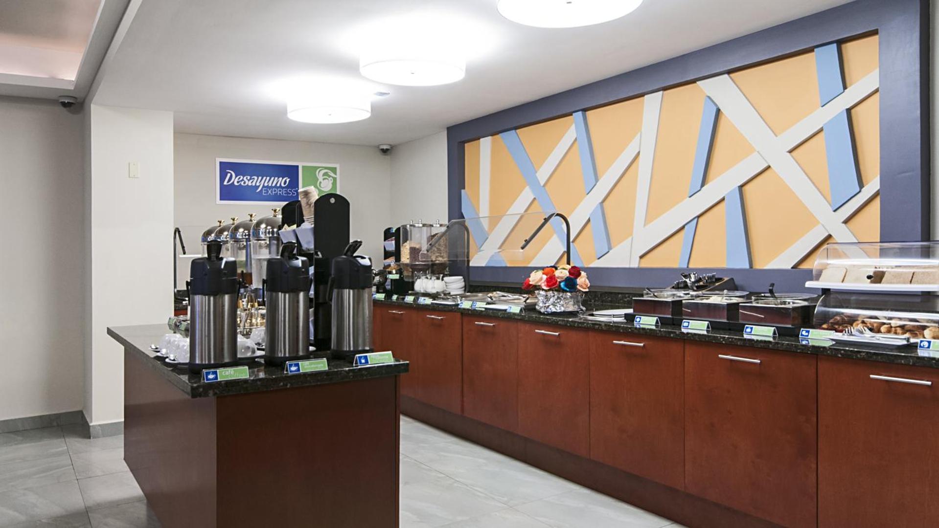 Holiday Inn Express Cabo San Lucas