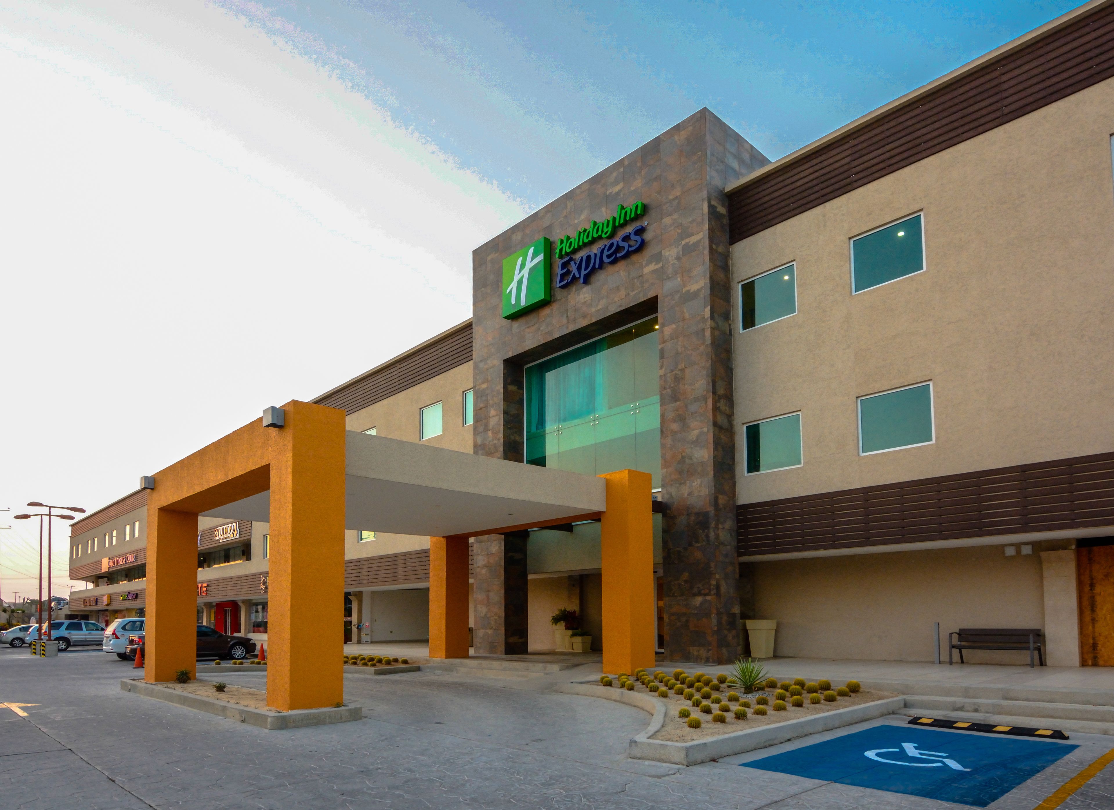 Holiday Inn Express Cabo San Lucas