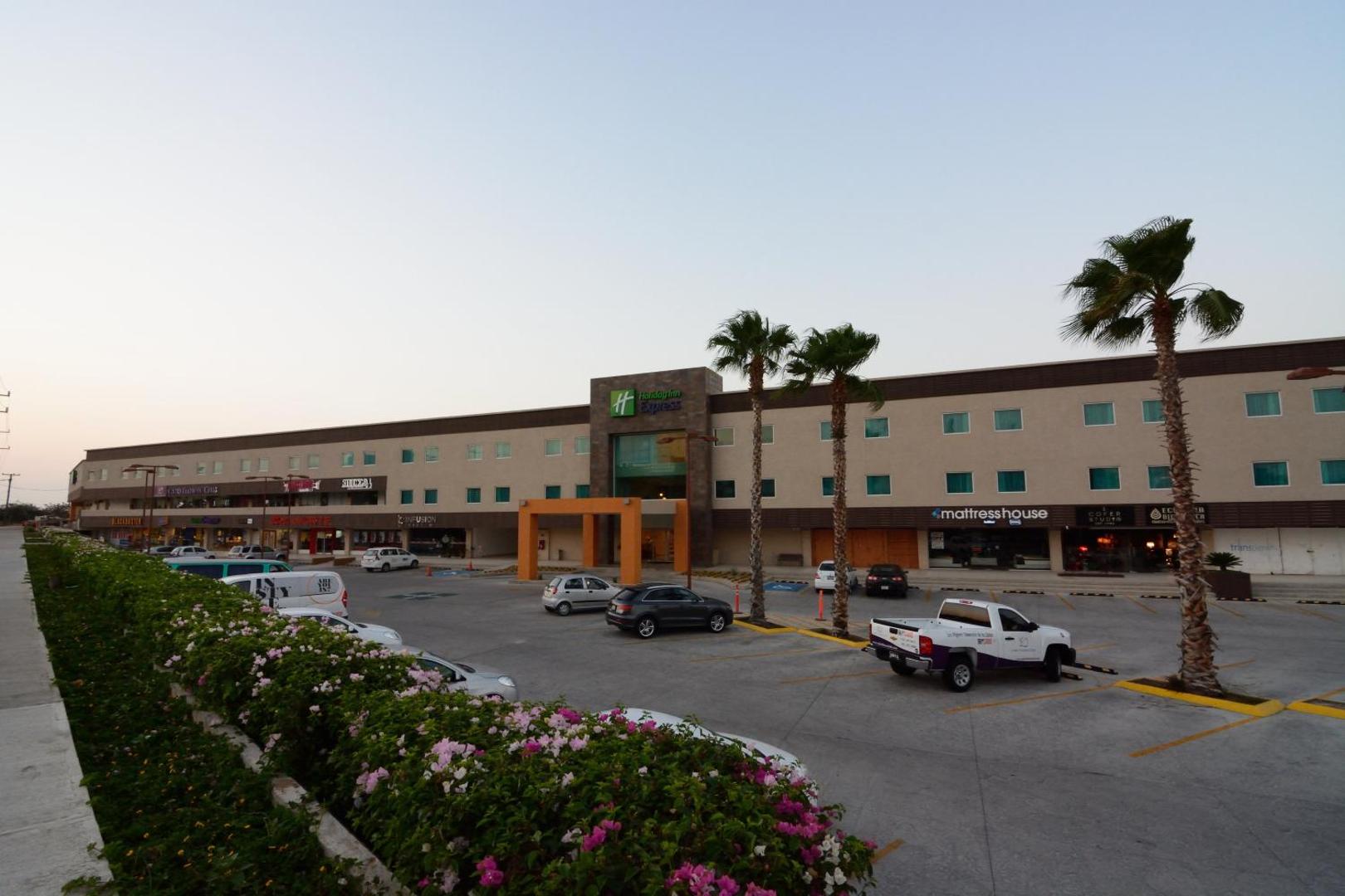 Holiday Inn Express Cabo San Lucas