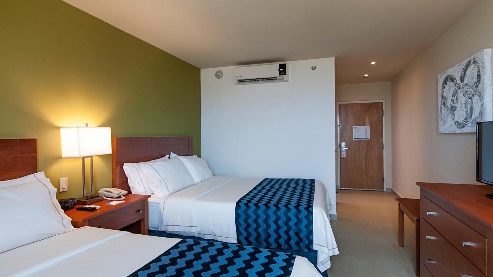 Holiday Inn Express Cabo San Lucas