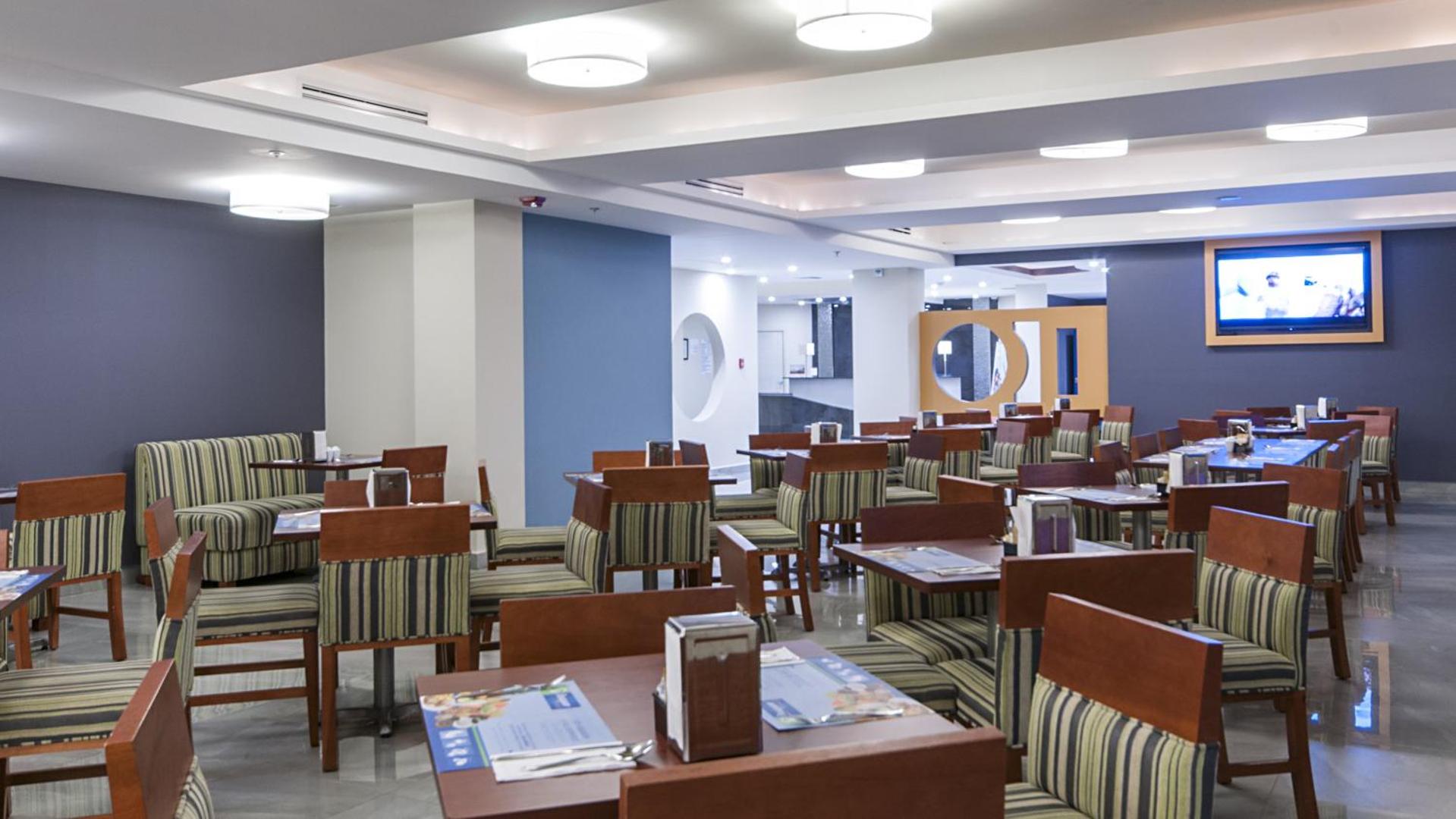 Holiday Inn Express Cabo San Lucas