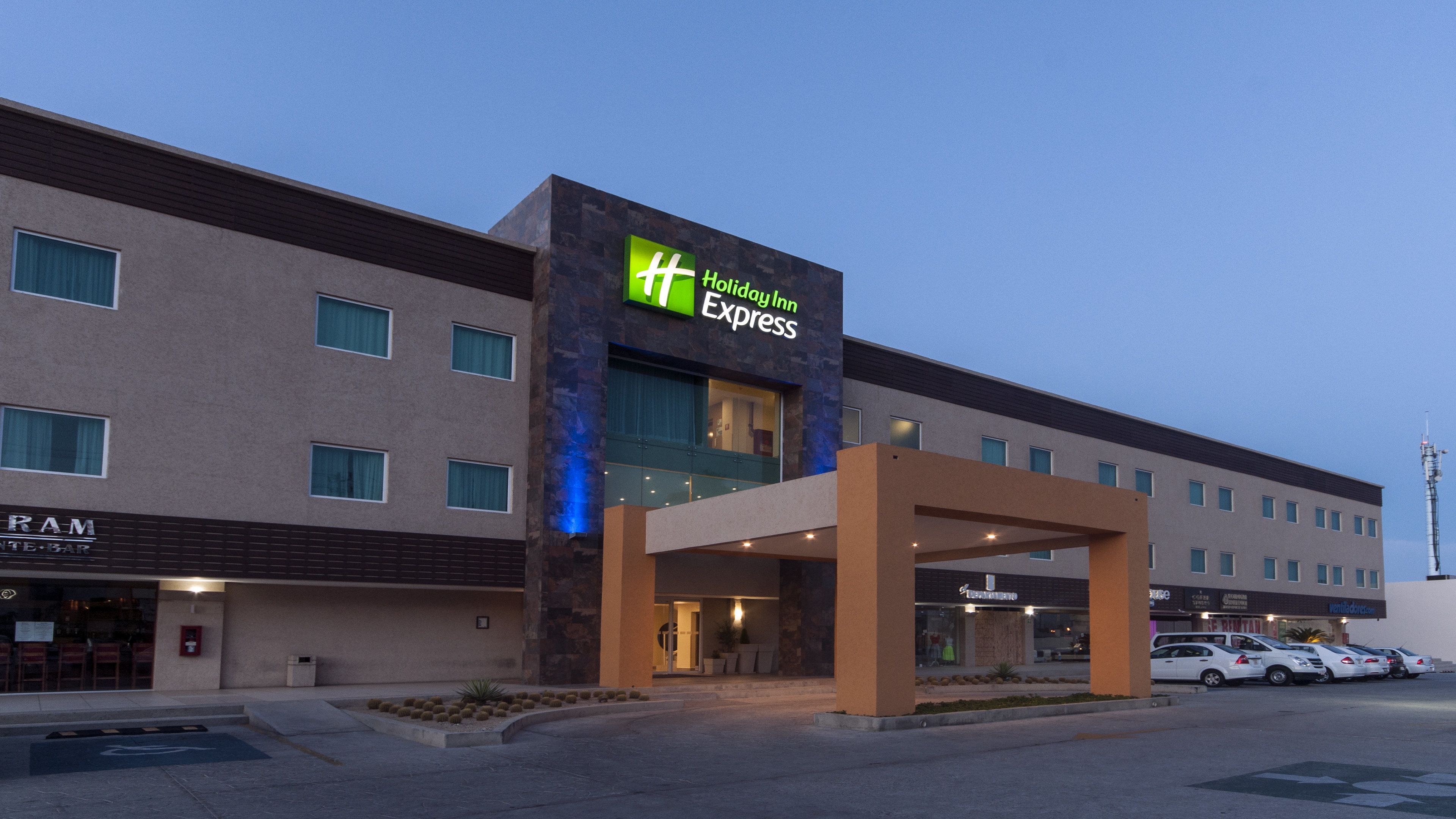 Holiday Inn Express Cabo San Lucas