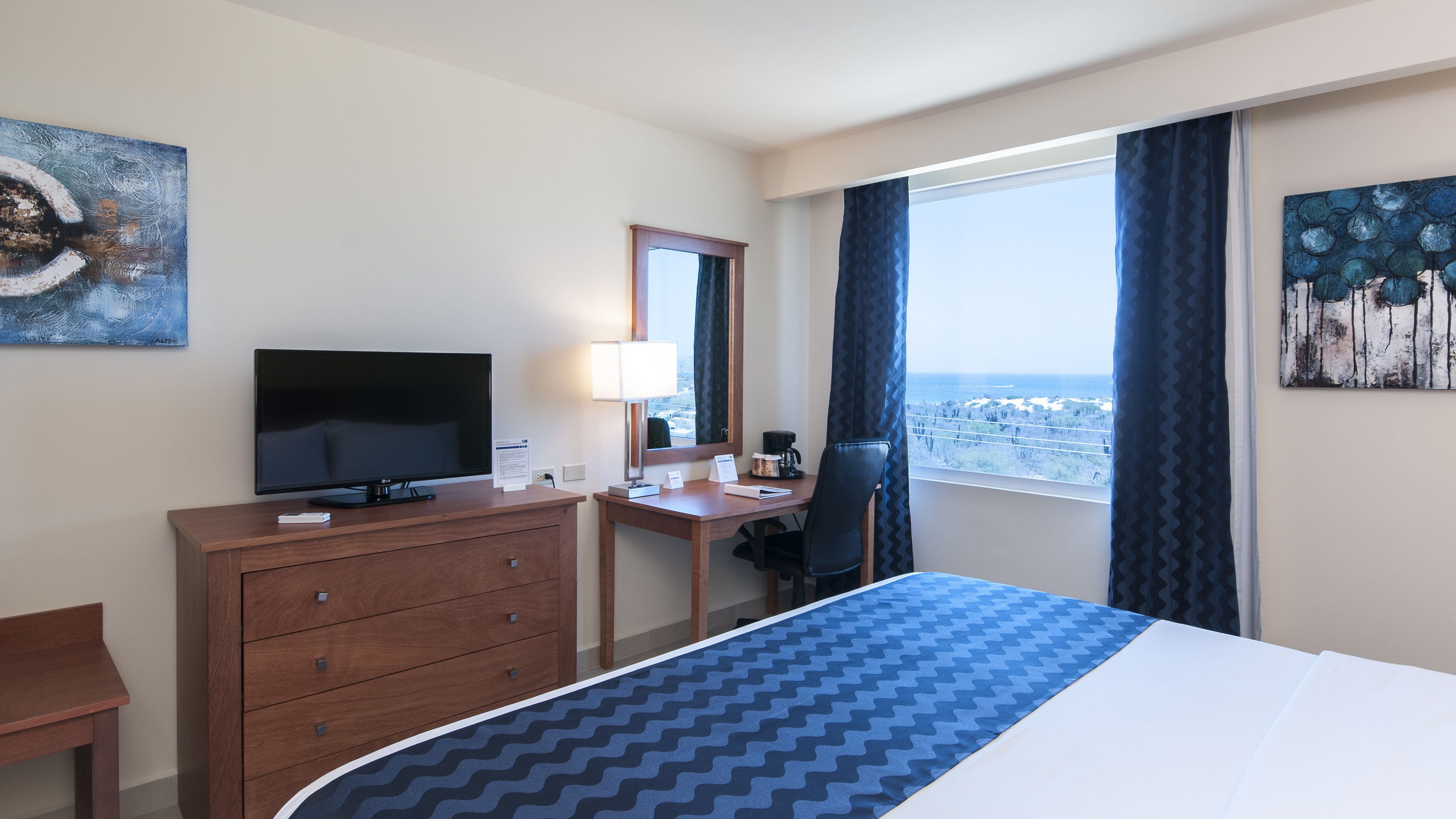 Holiday Inn Express Cabo San Lucas