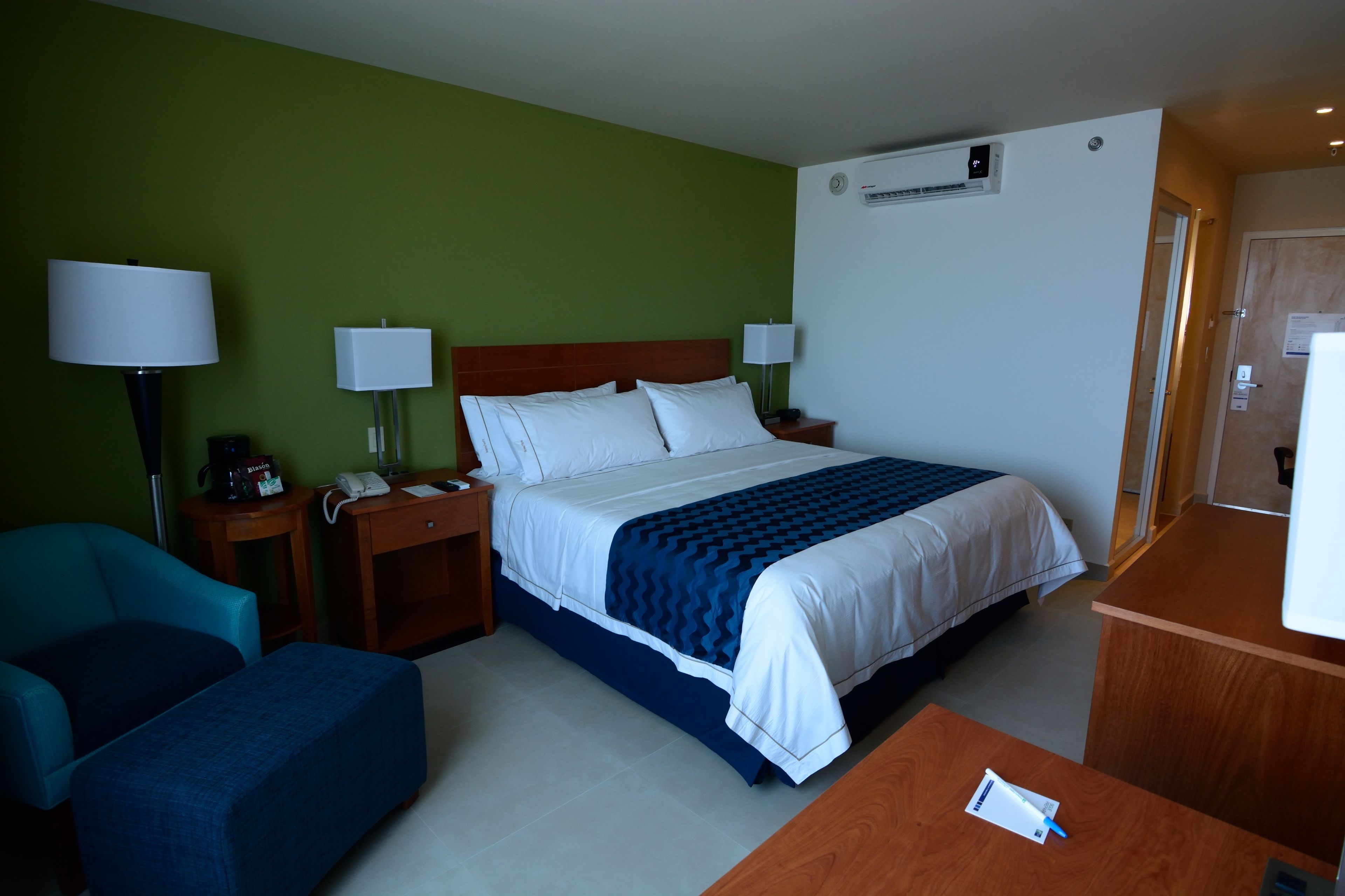 Holiday Inn Express Cabo San Lucas