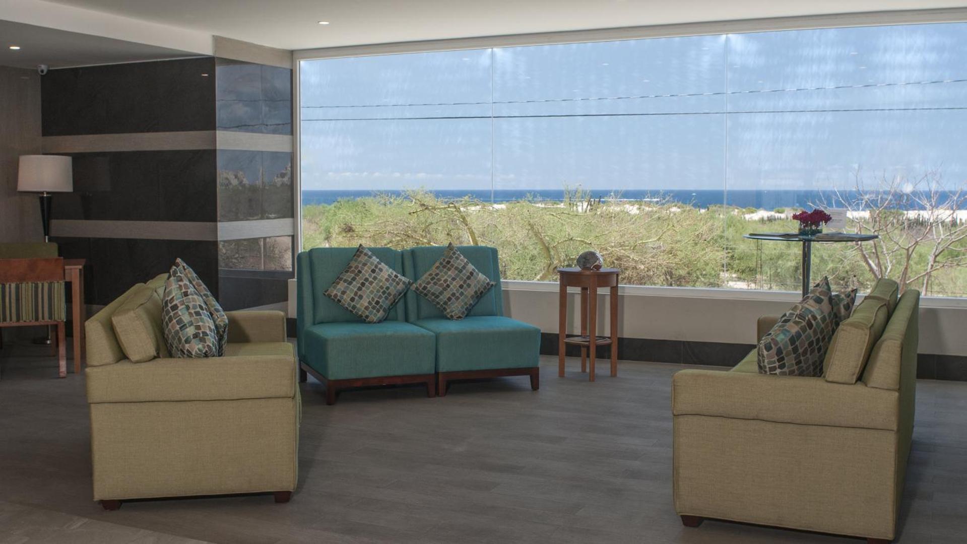 Holiday Inn Express Cabo San Lucas