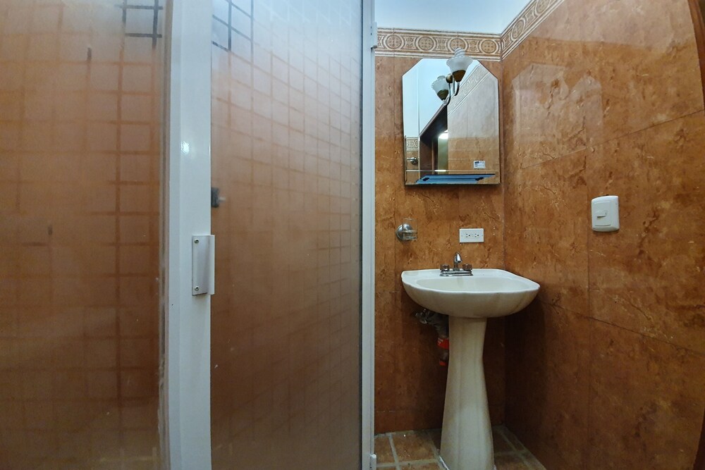 Hotel Colonos