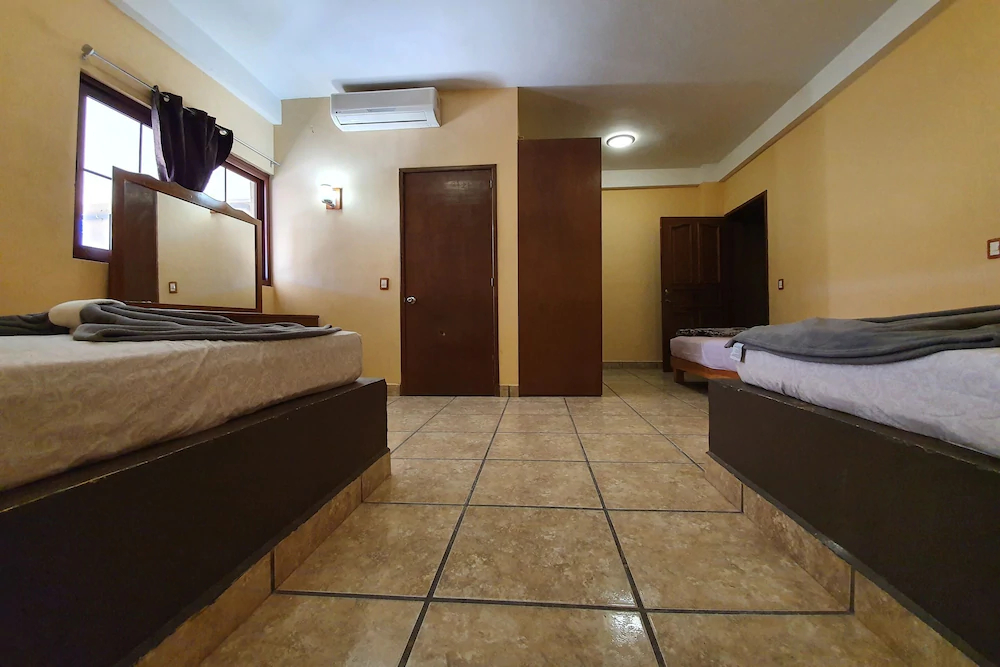 Hotel Colonos