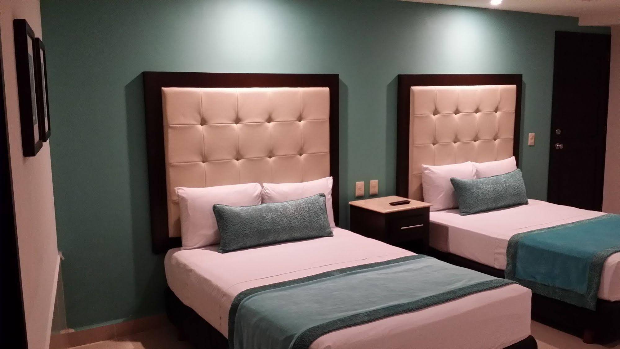 Hotel Maria Elena