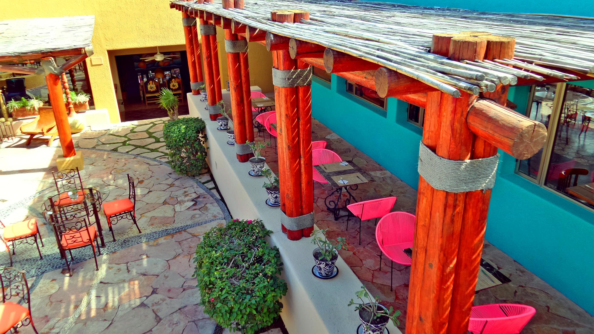 Los Patios Hotel